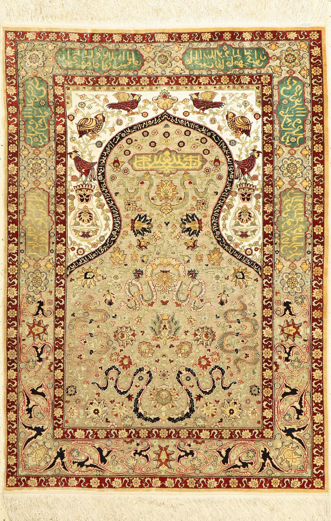 Feiner Seiden Hereke, Signiert, Türkei, um 1960, reine Naturseide mit ca. 80% Metallbrokat, ca. 142 x 102 cm, ca. 1,0 Mio. Kn/qm, EHZ:2(Sehr guter ...