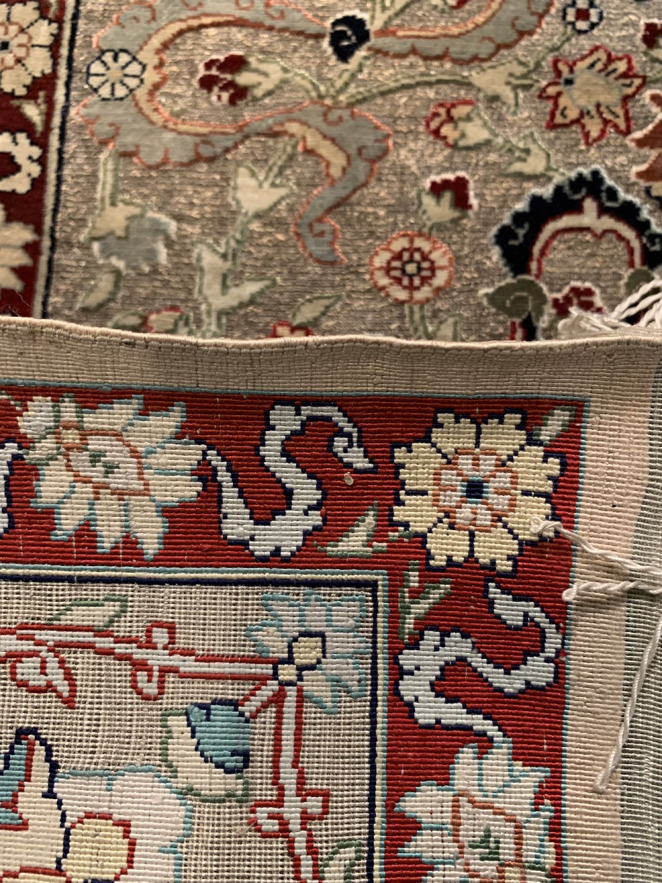 Detail f: Feiner Seiden Hereke, Signiert, Türkei, um 1960, reine Naturseide mit ca. 80% Metallbrokat, ca. 142 x 102 cm, ca. 1,0 Mio. Kn/qm, EHZ:2(Sehr guter ...