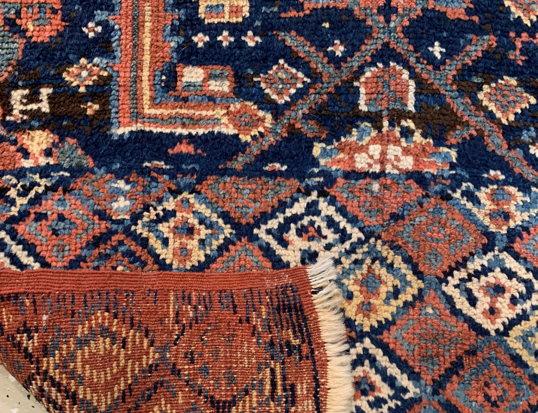 Detail d: Südwest Persische Tasche, um 1900, Wolle auf Wolle, ca. 88 x 64 cm, EHZ: 2-3