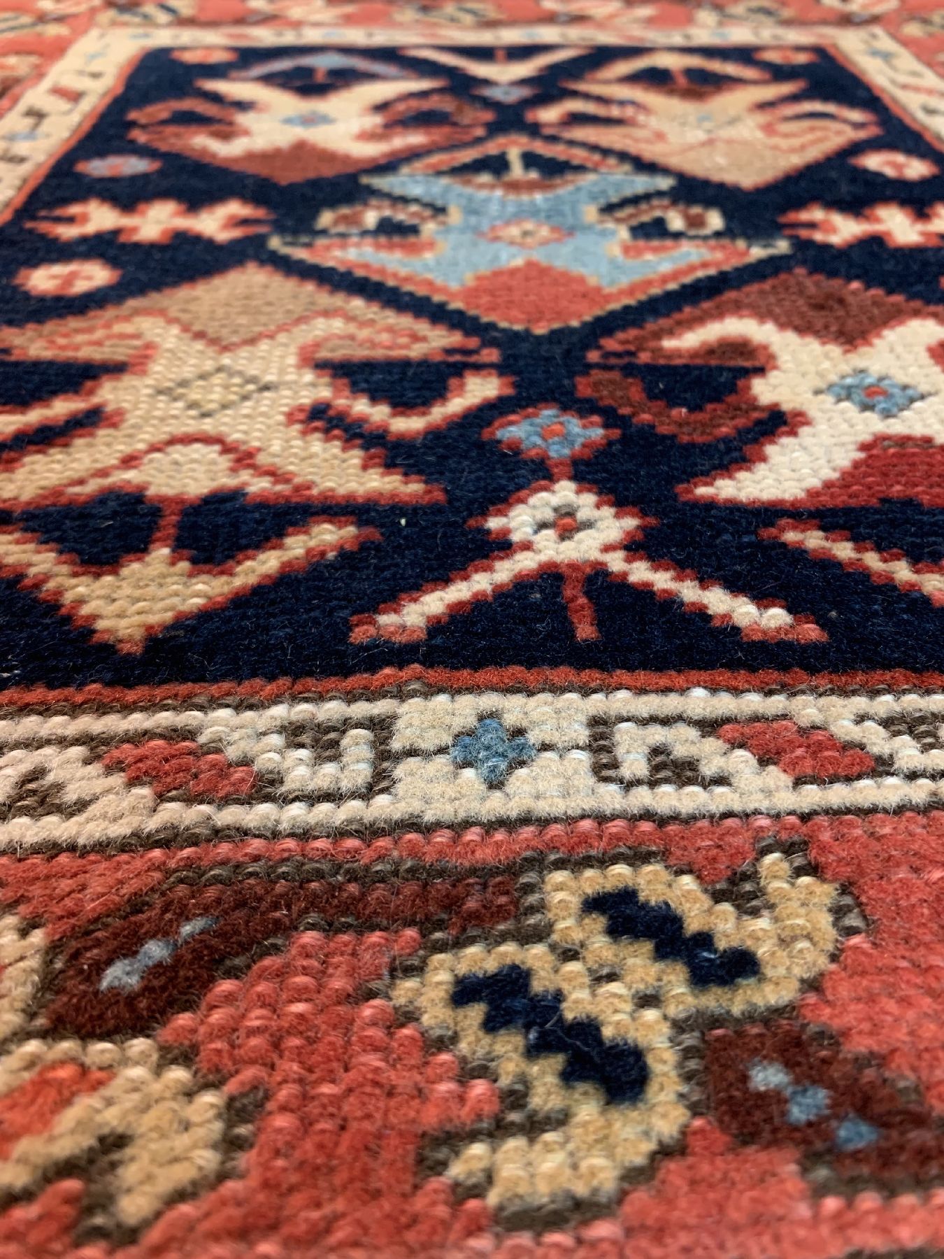 Detail c: Shahsawan Taschenfront, Persien, um 1900, Wolle auf Wolle, ca. 54 x 52 cm, EHZ: 3