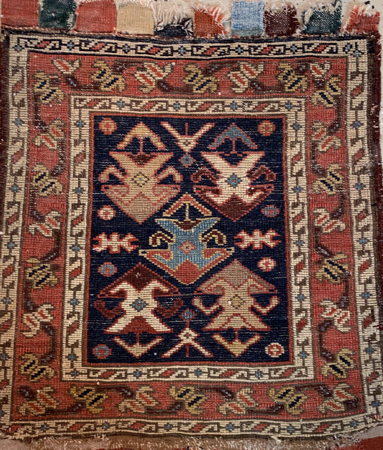 Detail d: Shahsawan Taschenfront, Persien, um 1900, Wolle auf Wolle, ca. 54 x 52 cm, EHZ: 3