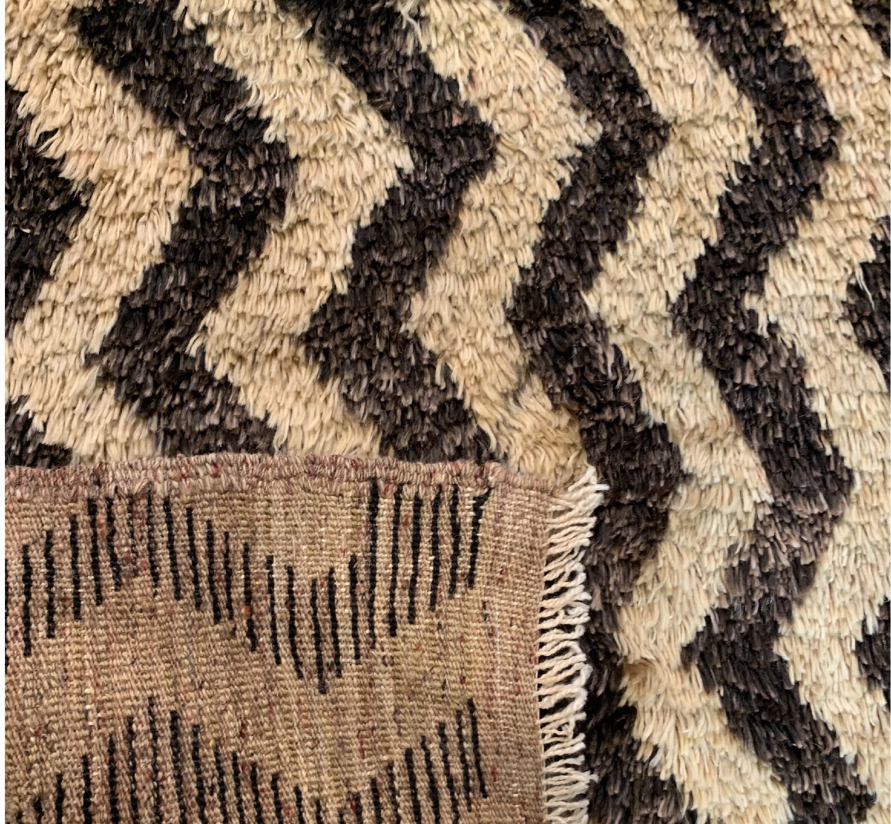 Detail c: Tülü Hirtenteppich, Türkei, um 1940, Wolle auf Wolle, ca. 180 x 135 cm, EHZ: 2