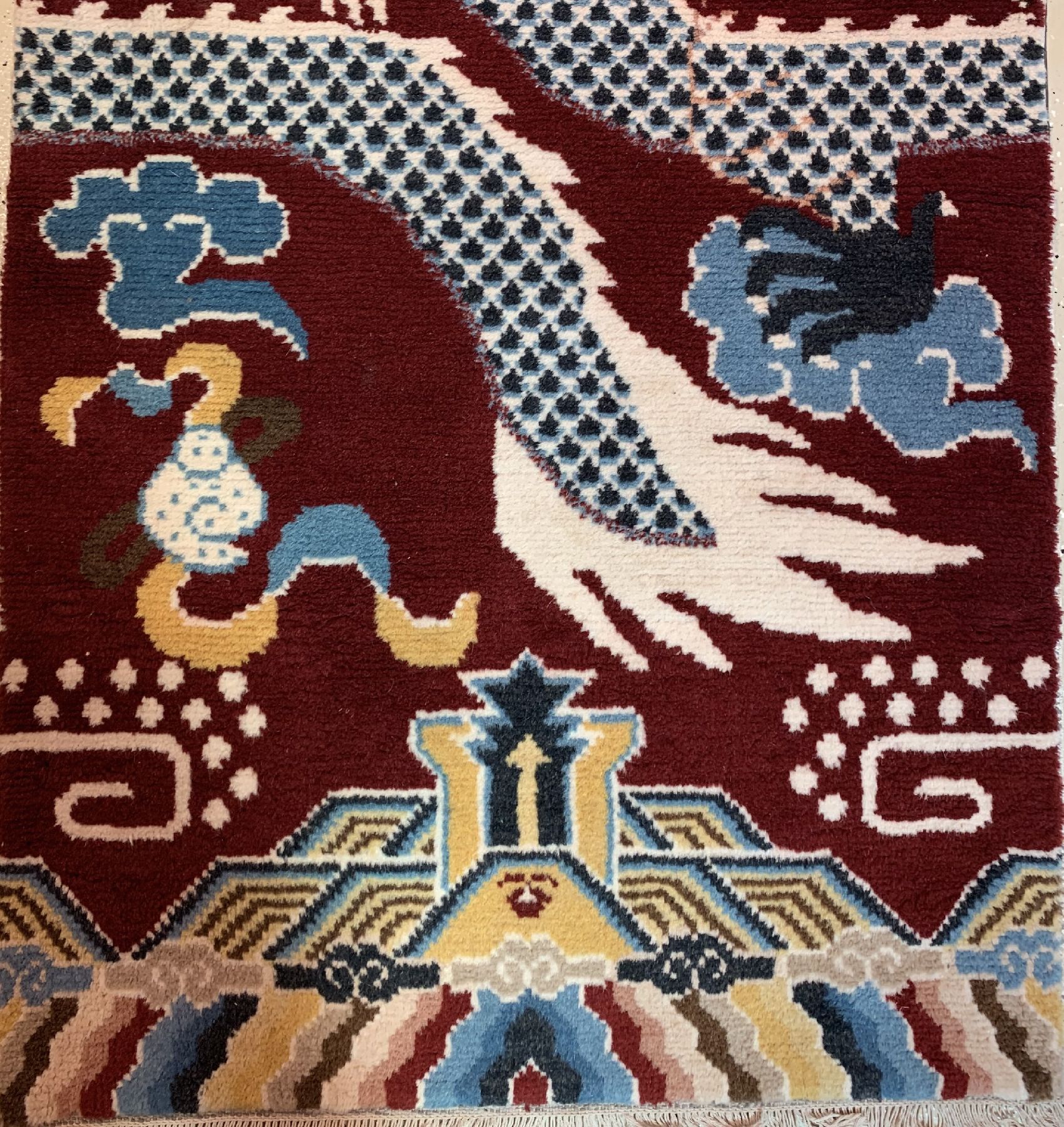 Detail b: Säulenteppich(Drachen), Mongolei, 20 Jhd, Wolle auf Baumwolle, ca. 210 x 81 cm, EHZ: 2