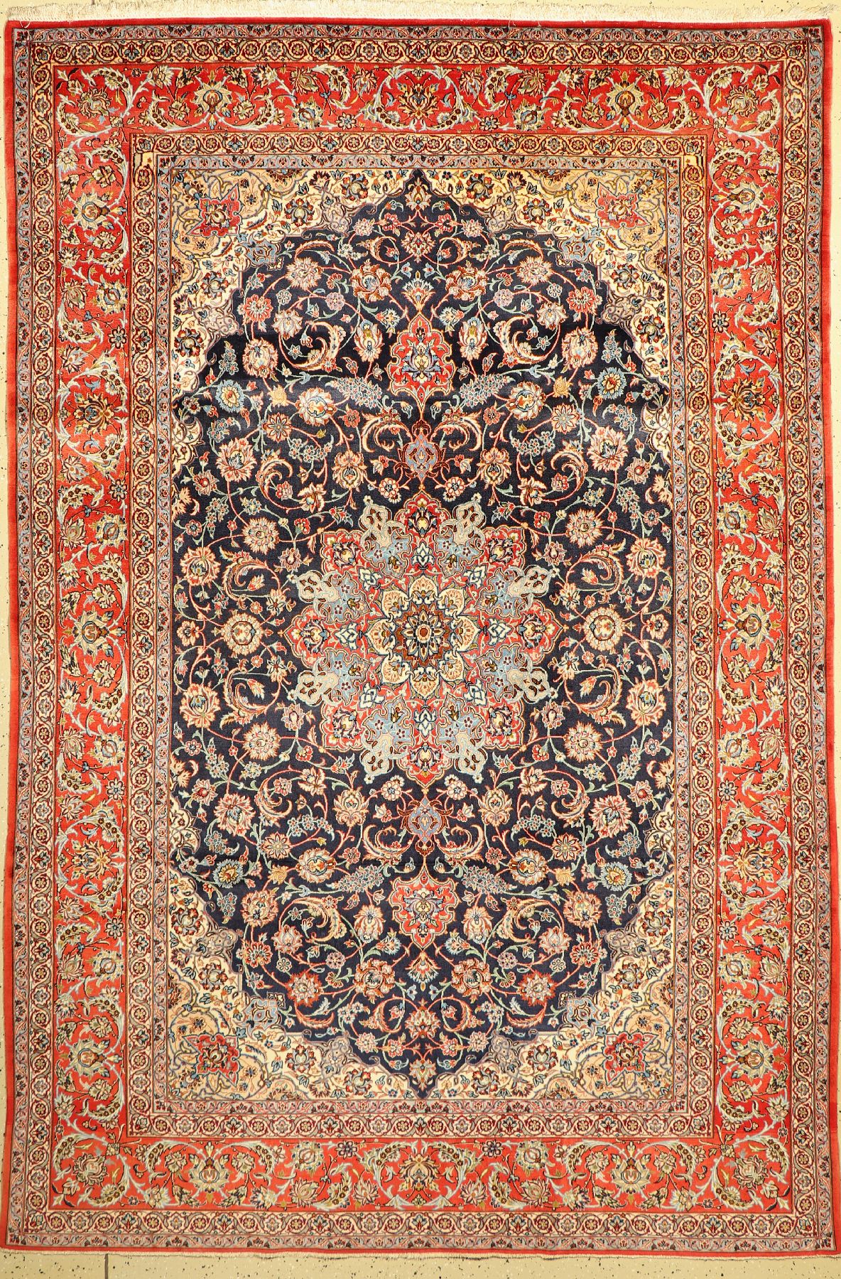 Esfahan fein, Persien, ca. 60 Jahre, Korkwolle auf Seide, ca. 298 x 199 cm, EHZ: 2