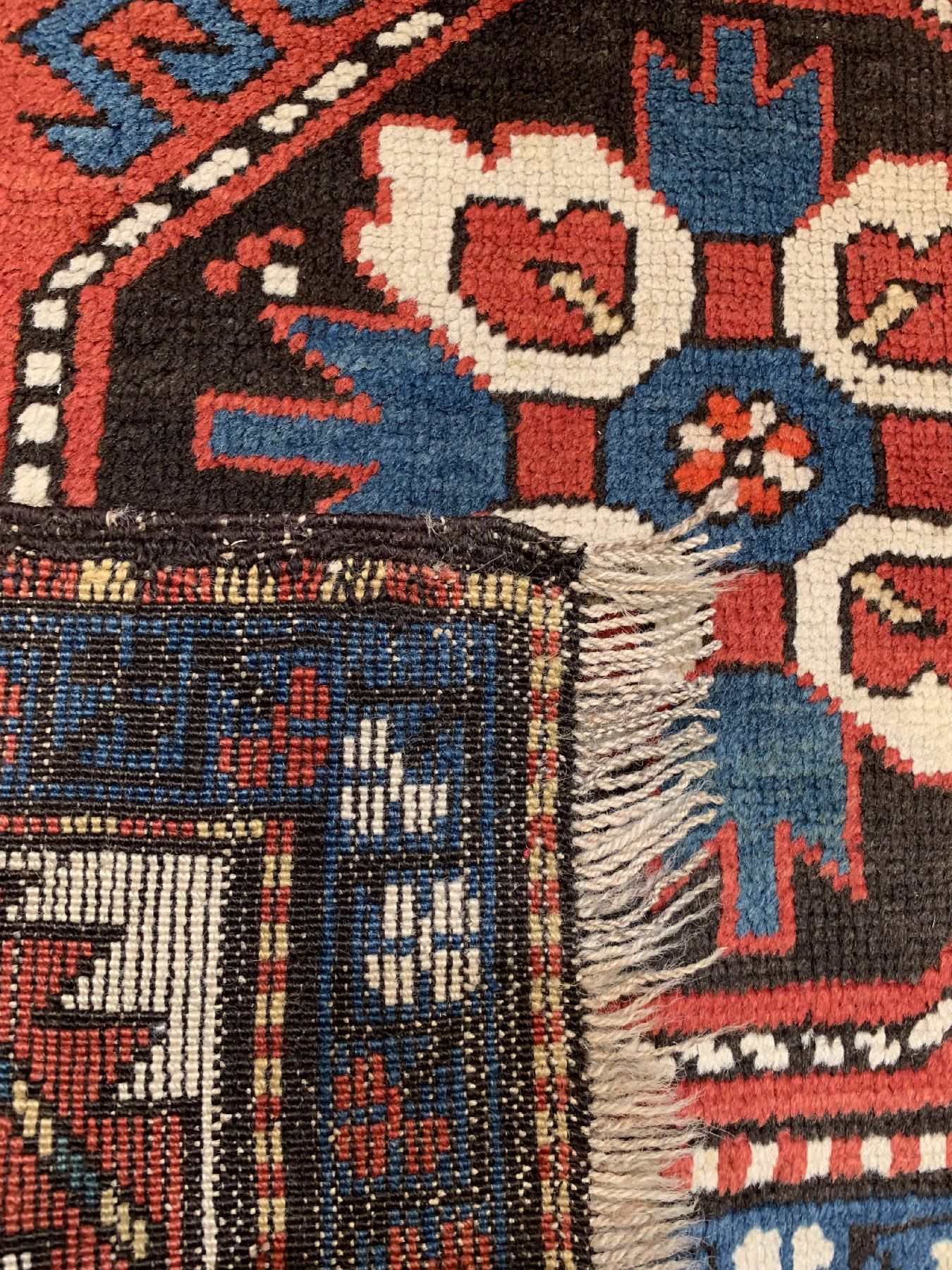 Detail f: Seltener Chelaberd Kazak, Kaukasus, 19 Jhd., Wolle geknüpft auf Wolle, ca, 242 x 133 cm, EHZ:2-3(guter Zustand)