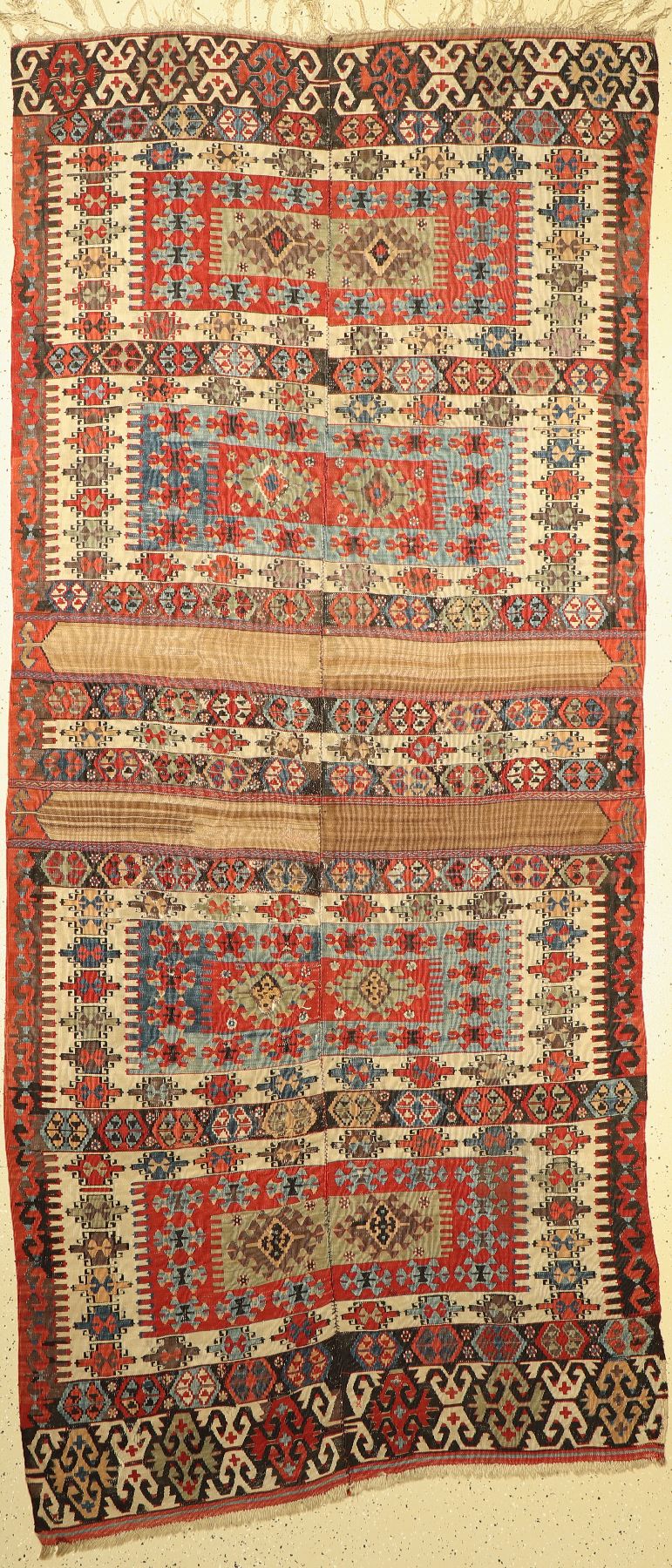 Antiker Konya Kelim, Zentralanatolien,Türkei, 19 Jhd., Wolle gewebtauf Wolle, ca. 344 x 146 cm, (Zweibahnig), EHZ: 3(Altersbedingt guter Zustand)