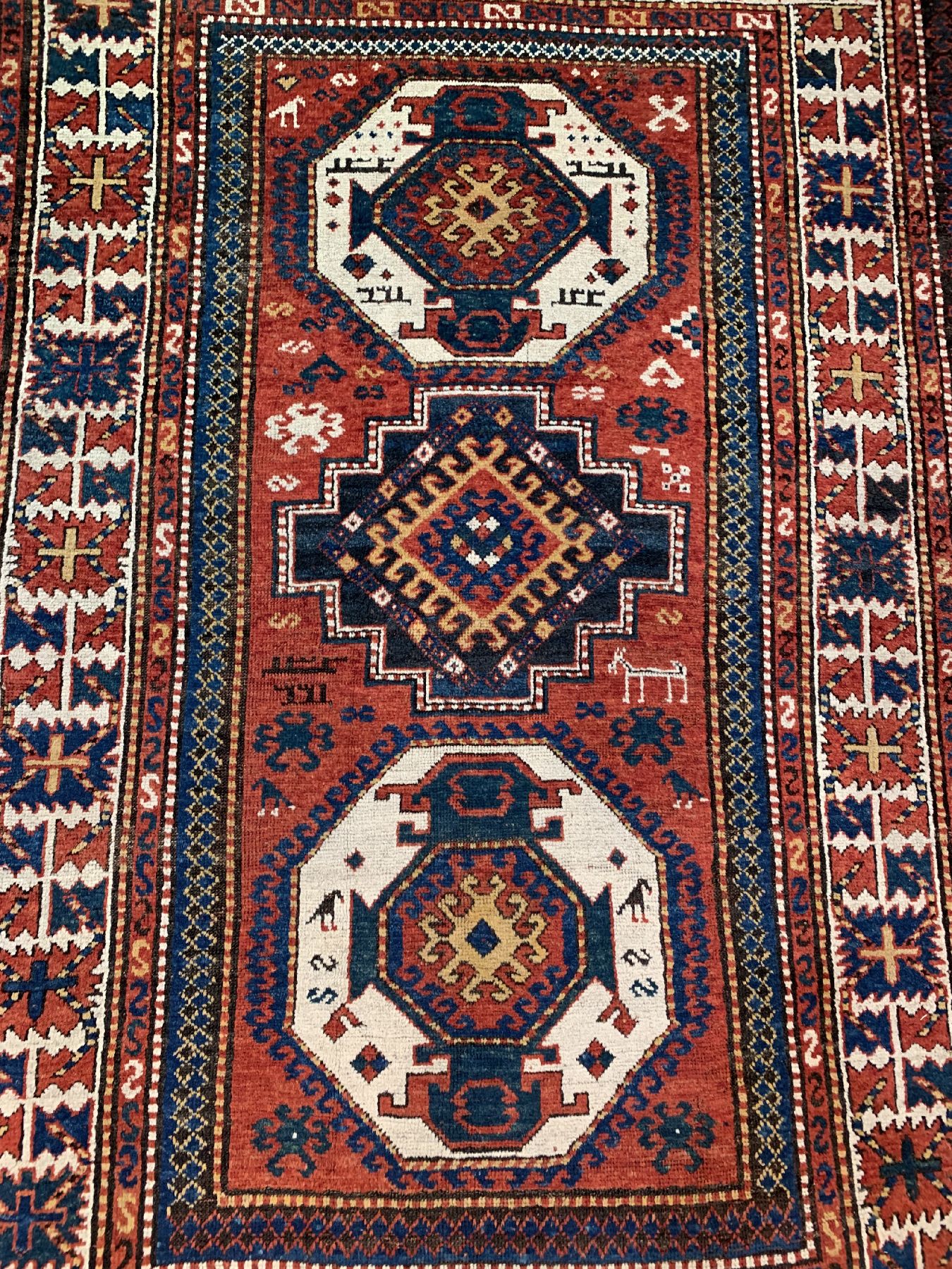 Detail a: Antiker Lori Pampak, Zetralkaukasus, um 1900, Wolle geknüpft auf Wolle, sogenannter Kreuzblüten Kazak, ca, 230 x 160 cm, EHZ: 3 (Altersbedingt ...