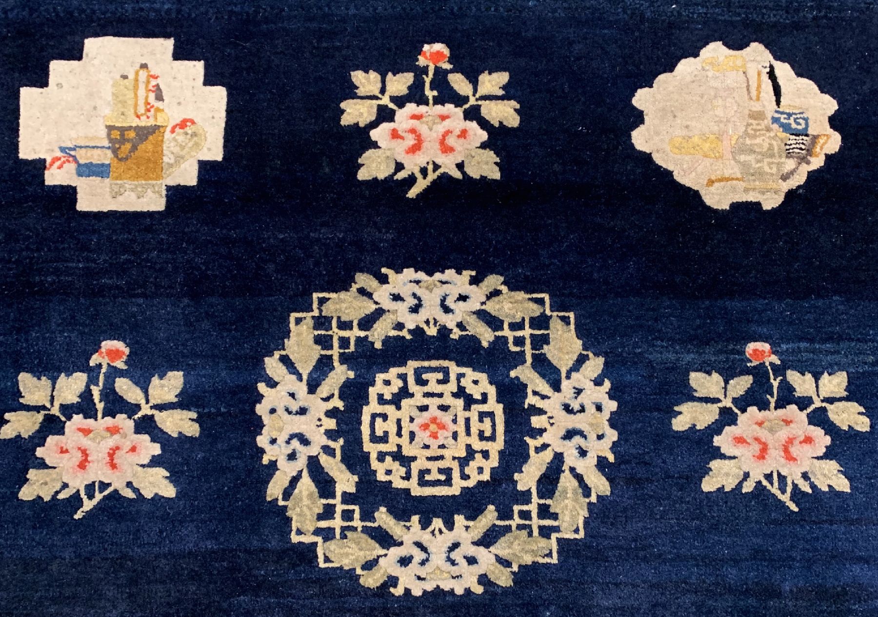 Detail a: Antiker Pao Tow, Nordostchina, um 1910, Wolle geknüpft auf Baumwolle, ca. 244 x 166 cm, EHZ: 2, (Sehr guter Zustand)