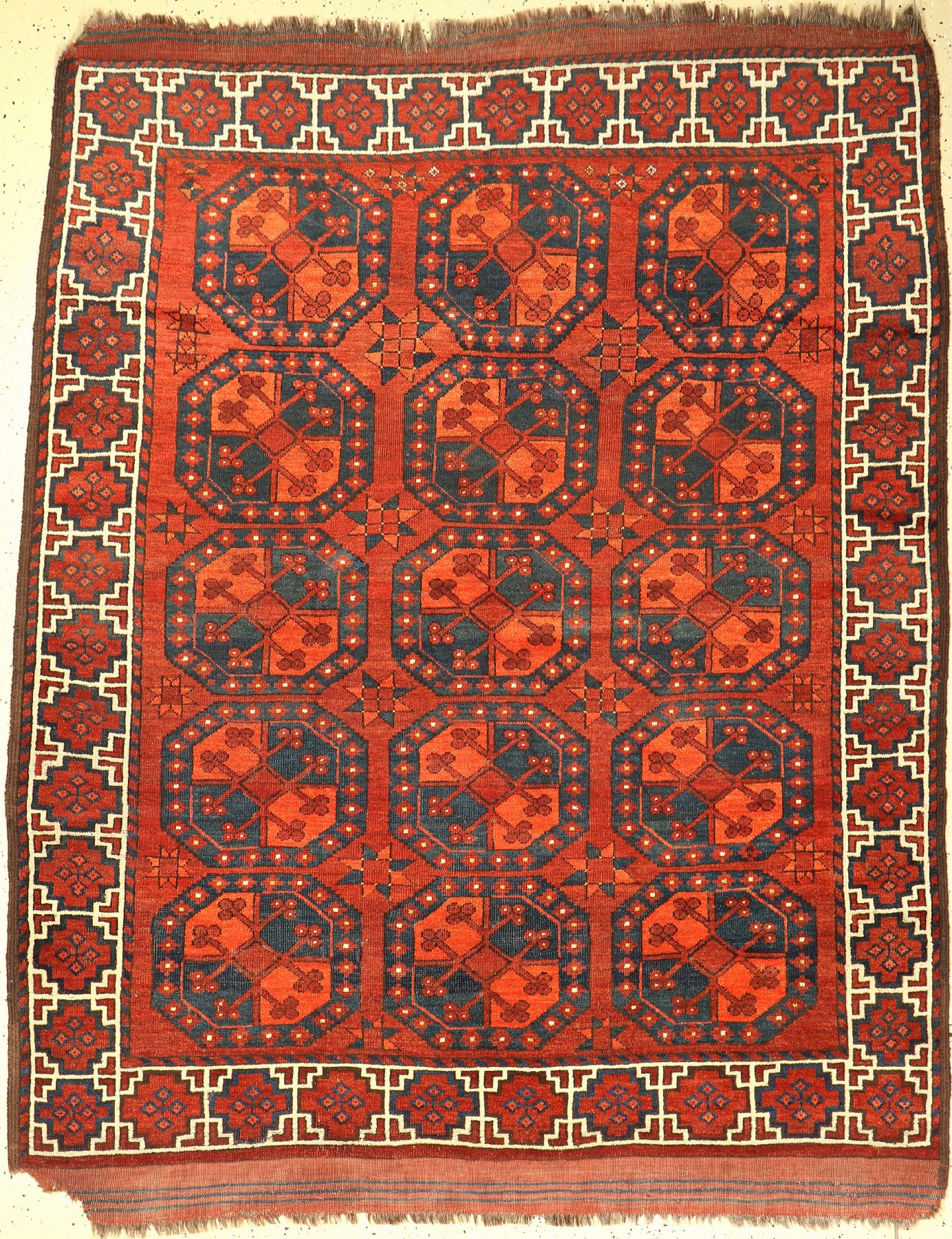 Antiker Ersari Hauptteppich, Turkmenistan, 19 Jhd, Wolle geknüpft auf Wolle,Achteckige Gülli-Göls,Stufenkreuz-Bordüre,ca. 215 x 170 ...