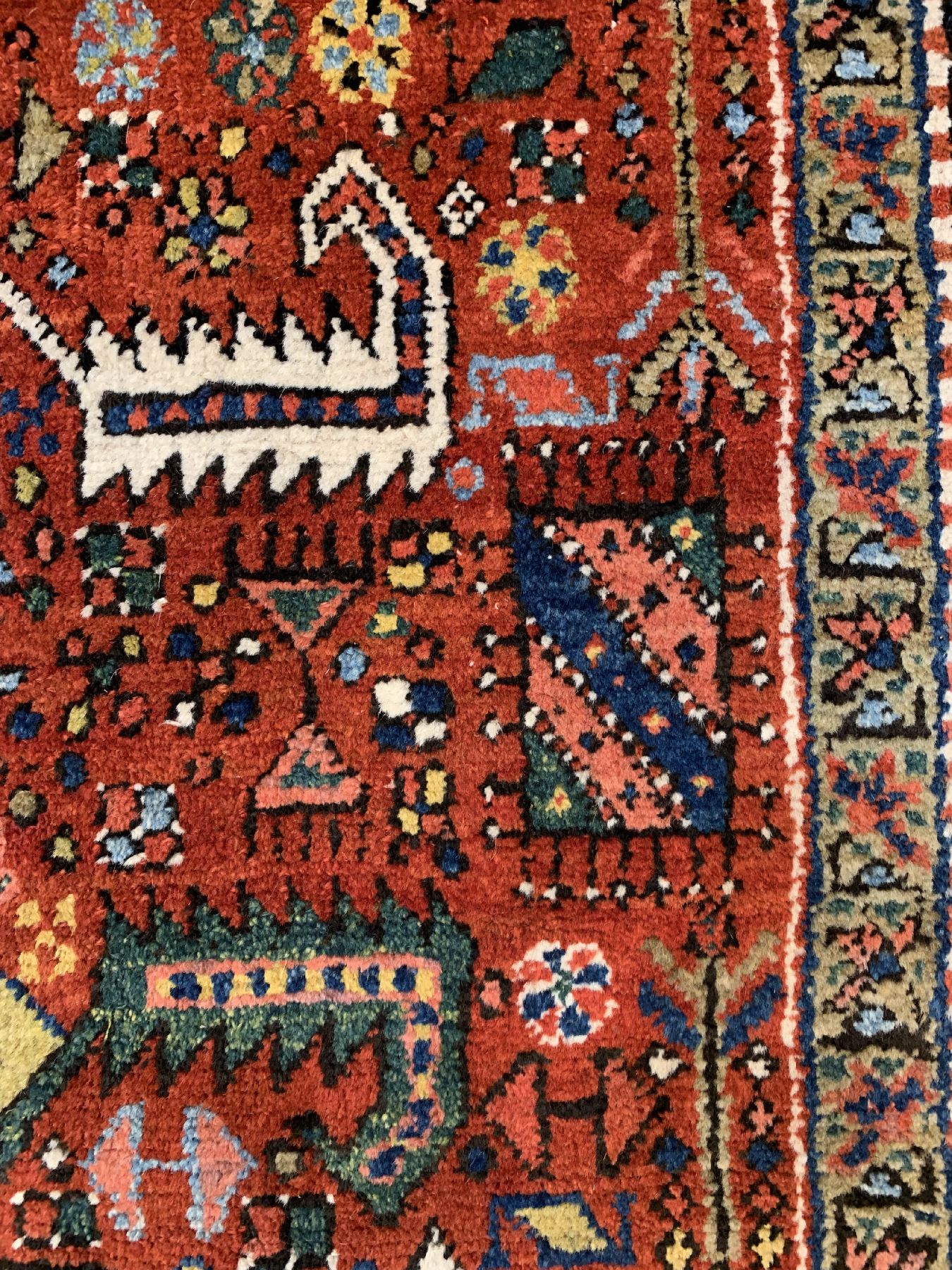 Detail b: Antike Heriz Galerie, Nordwestpersien, um 1900, Wolle auf Baumwolle, ca. 371 x 112 cm, EHZ: 2 (Altersbedingt sehr guter Zustand)