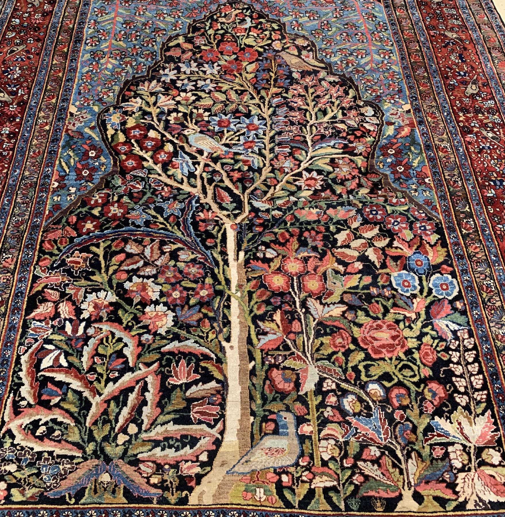 Detail a: Antiker Semnan (Lebensbaum), Persien, um 1900, Wolle geknüpft auf Baumwolle, seltenes großformatiges Lebensbaummotiv, ca. 375 x 278 cm, ...