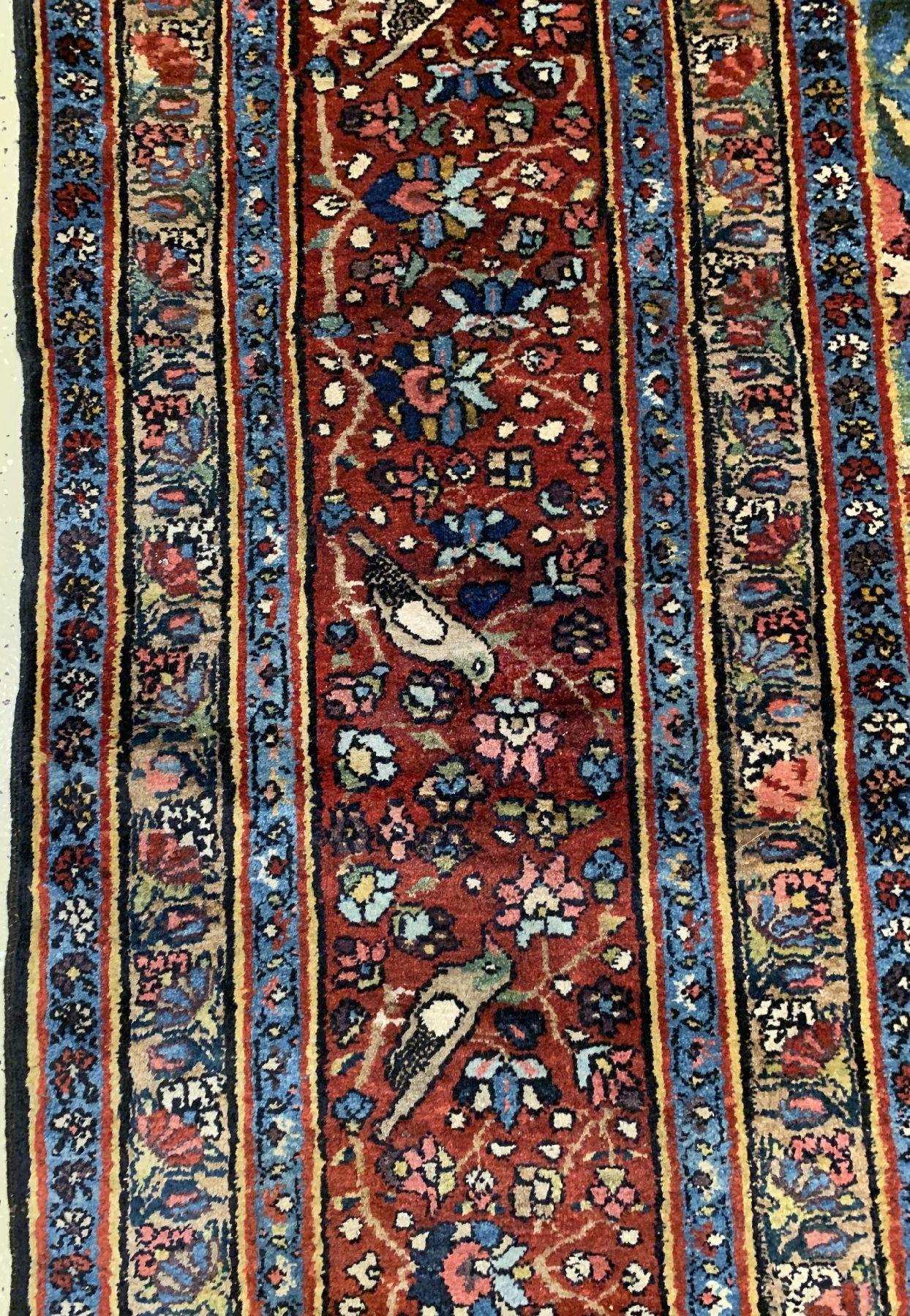 Detail e: Antiker Semnan (Lebensbaum), Persien, um 1900, Wolle geknüpft auf Baumwolle, seltenes großformatiges Lebensbaummotiv, ca. 375 x 278 cm, ...