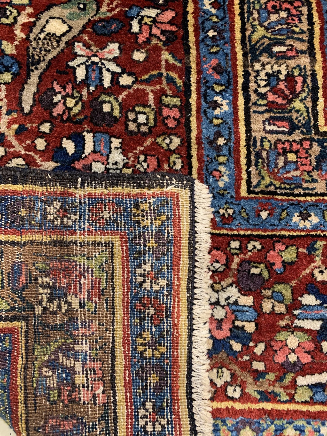 Detail f: Antiker Semnan (Lebensbaum), Persien, um 1900, Wolle geknüpft auf Baumwolle, seltenes großformatiges Lebensbaummotiv, ca. 375 x 278 cm, ...
