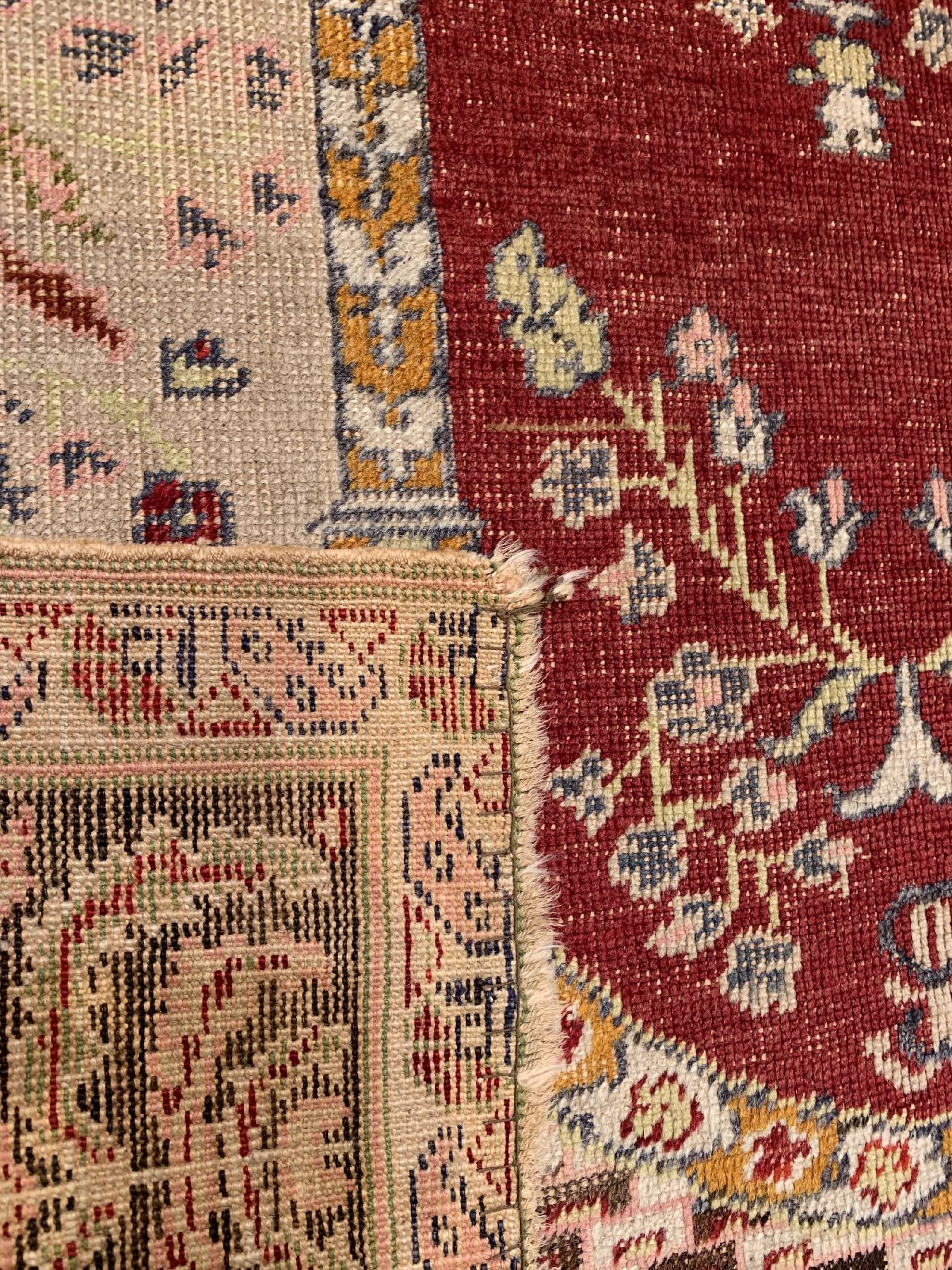 Detail e: Antiker Panderma, Türkei, um 1910/1920, Wolle geknüpft auf Baumwolle, ca. 255 x 178 cm, EHZ: 3(gleichmäßig dünne Flor).