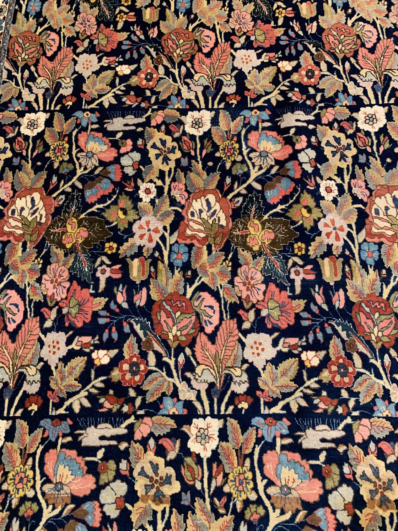 Detail b: Feiner Täbriz, Persien, um 1920/1930, Korkwolle geknüpft auf Baumwolle,durchgemusterte hochwertige Arbeit aus Nordwestpersien, ca, 420 x 285 cm, ...