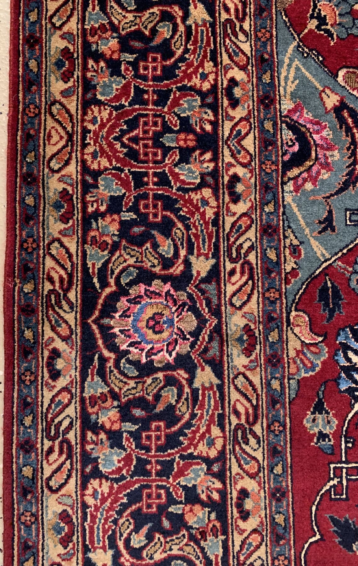 Detail c: Feiner Keschan Kork, Zentralpersien, um 1910/1920, Korkwolle mit Seide geknüpft auf Baumwolle, ausgefallenes Muster und Farbkombination, ca. 215 x ...