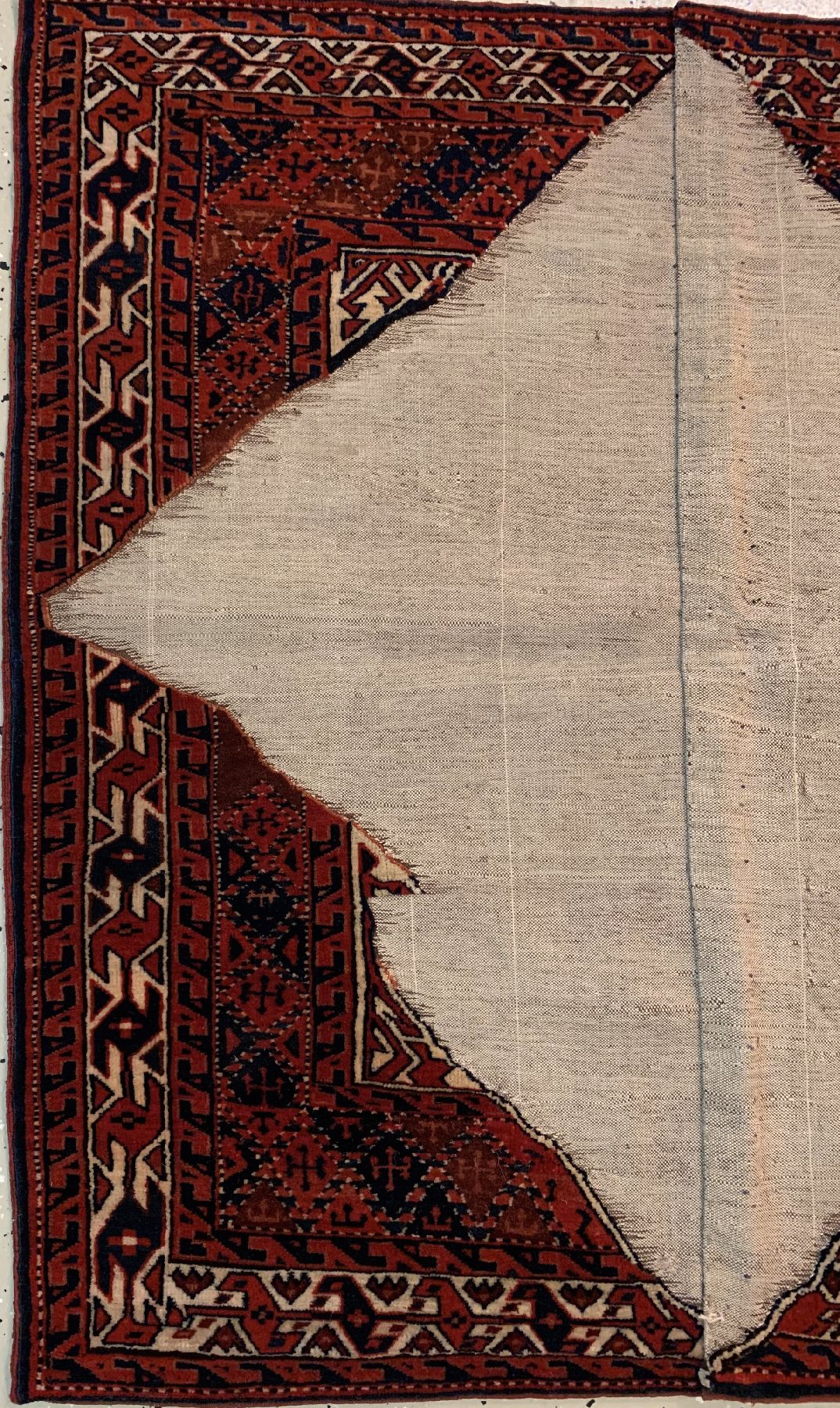 Detail a: Yomud Boghtsche antik, Turkmenistan, um 1900, Wolle geknüpft auf Baumwolle, ca. 105 x 102 cm, EHZ: 2(guter Zustand)
