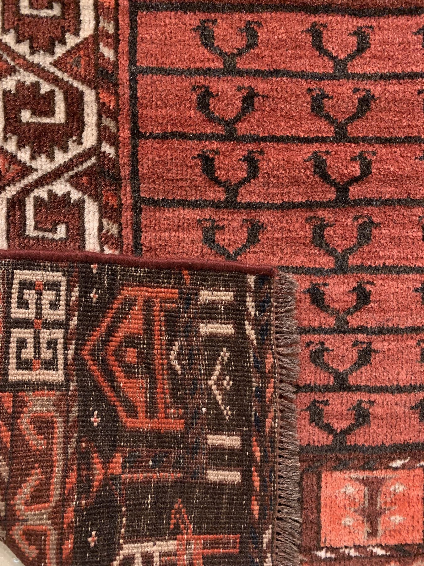 Detail f: Antiker Arabachi Engsi, Turkmenistan, 19 Jhd., Wolle geknüpft auf Wolle, ca. 158 x 136 cm, EHZ: 3