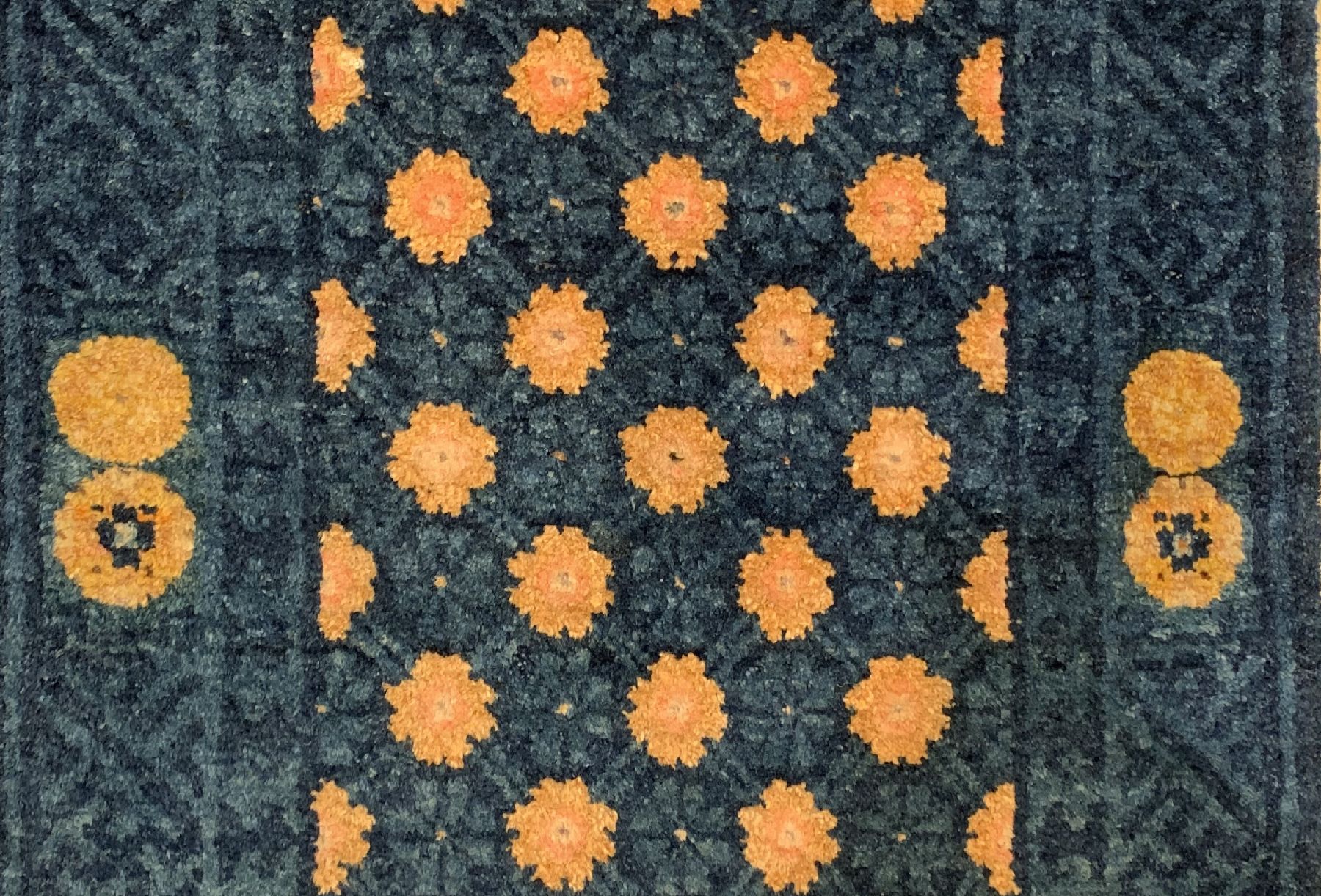 Detail a: Pao Tow antik, China, um 1910, Wolle geknüpft auf Baumwolle, ca. 123 x 60 cm, EHZ: 2(guter Zustand)