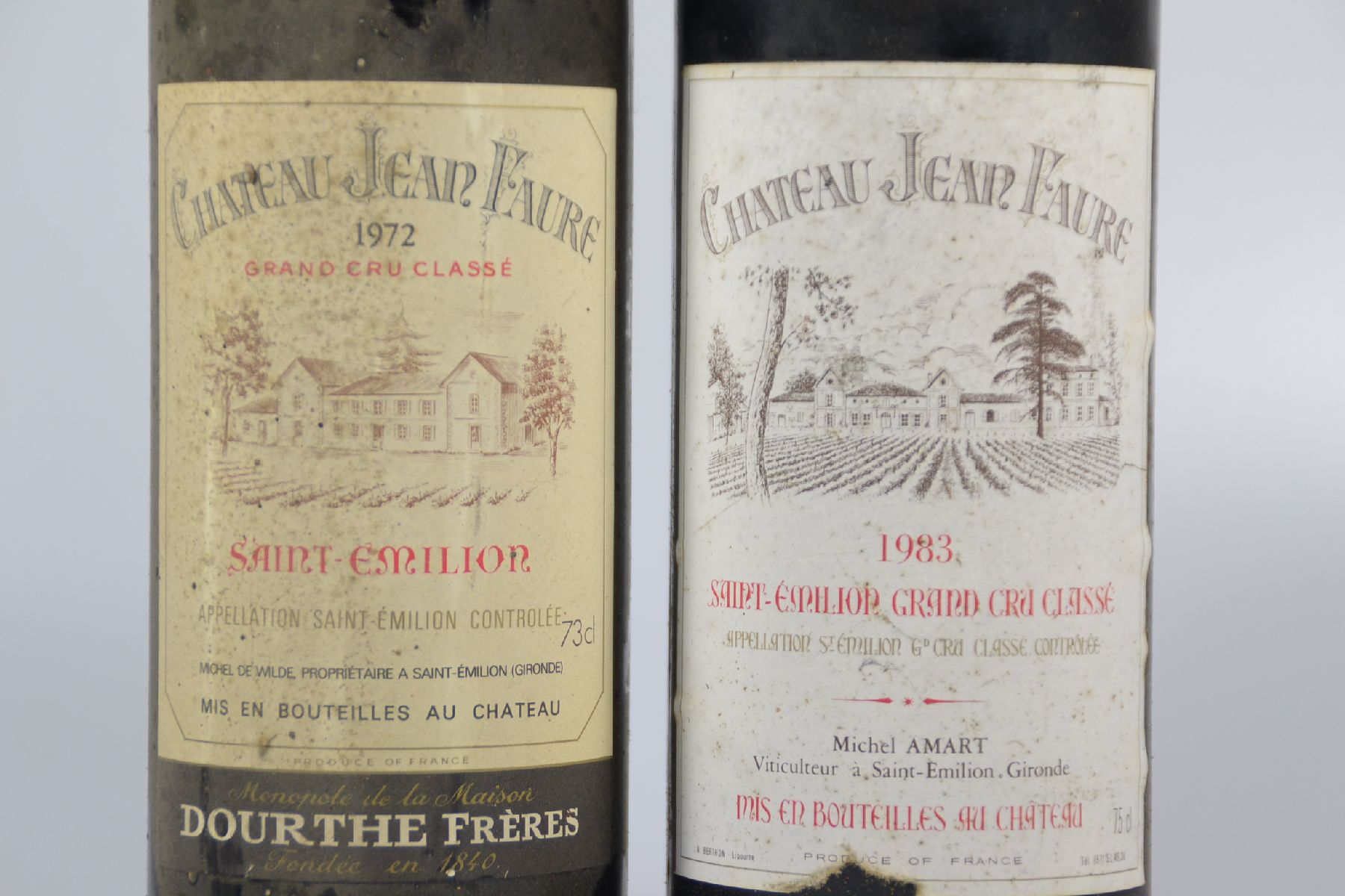 Detail a: 10 Fl. (8x 1983) Chateau Jean Faure, Saint Emilion Grand Cru Classe, Michel Amart, 75 cl,(2x 1972), upper shoulder - top shoulder, nicht verkostet, ...