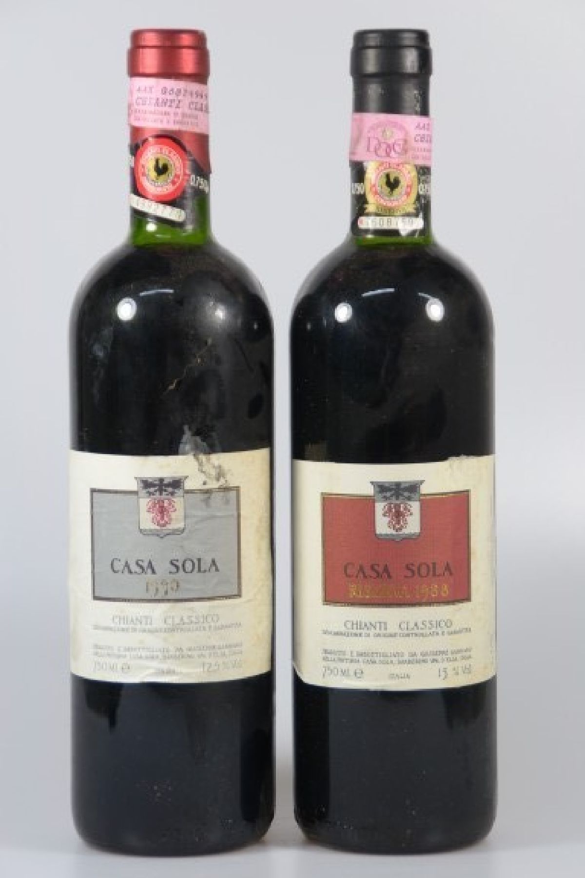 33 Flaschen Chianti Classico, Casa Sola, 23 x 1988, 5 x 1990, 5 x 1994, 75 cl, top shoulder und upper shoulder, nicht verkostet, mit Alters- und ...