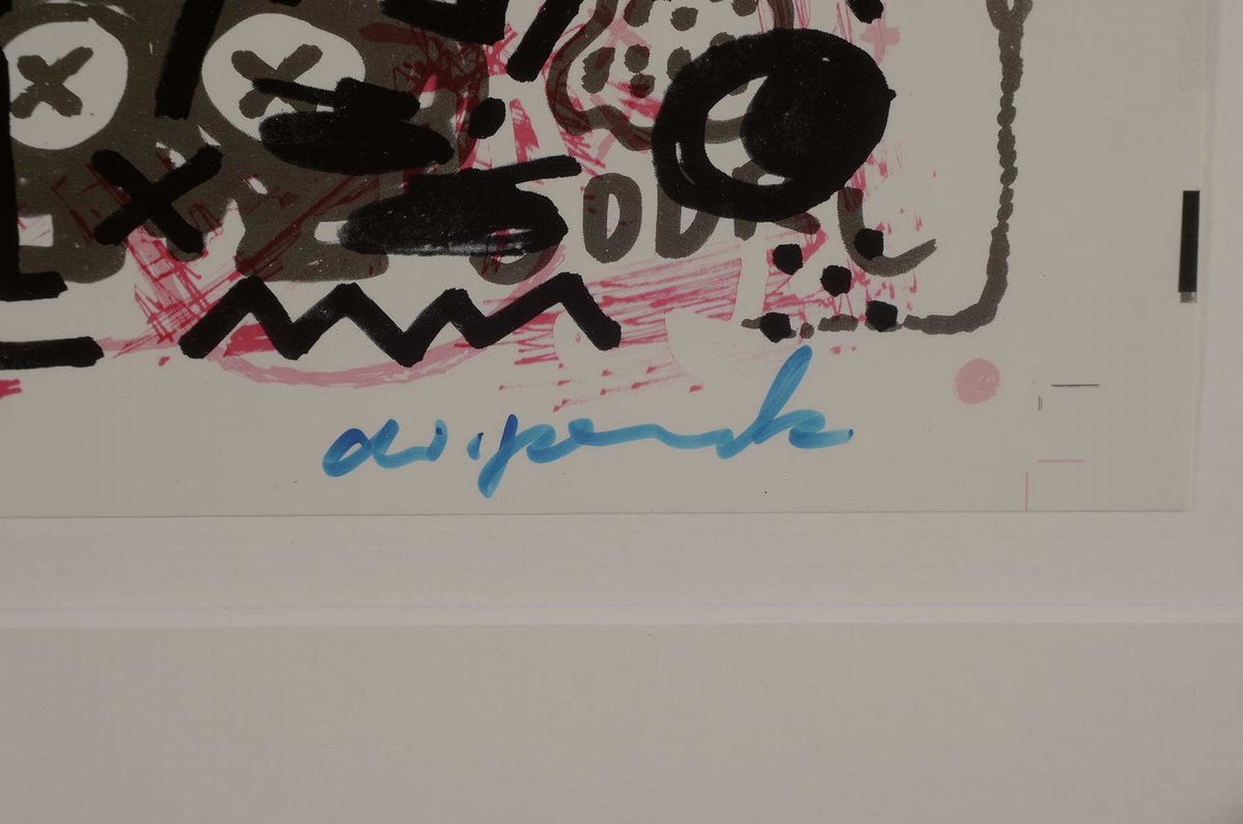 Detail a: A.R. Penck, 1939-2017, Andruckbogen zu "Irland und GFDDF" (1989), Farboffset, rechts unten handsigniert, unter Glas gerahmt, ca. ...