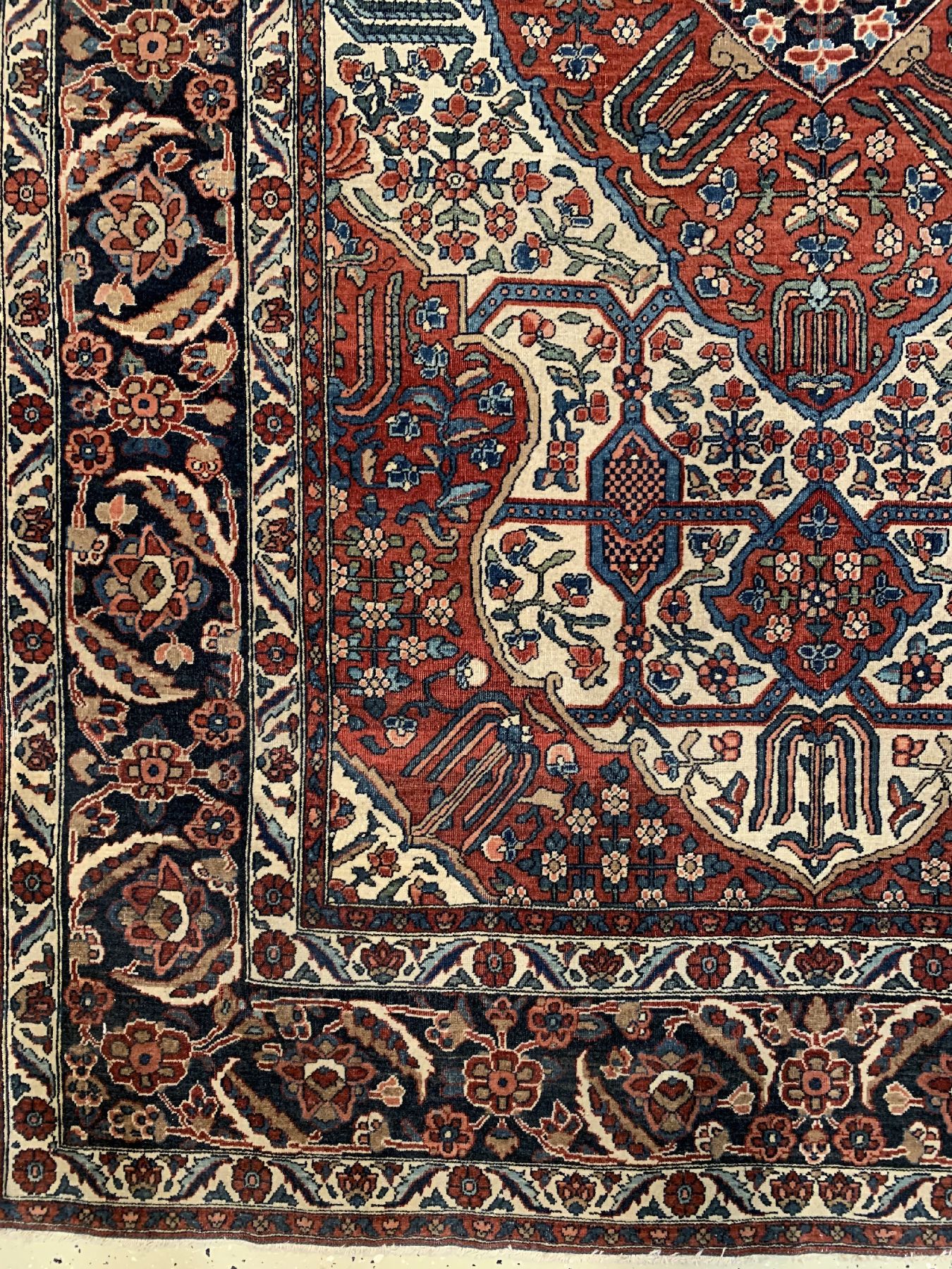 Detail c: Antiker Keschan Mohtascham, Persien, um 1900, Korkwolle geknüpft auf Baumwolle, ca. 201 x 136 cm, EHZ:3(gleichmäßig niedriger Flor)