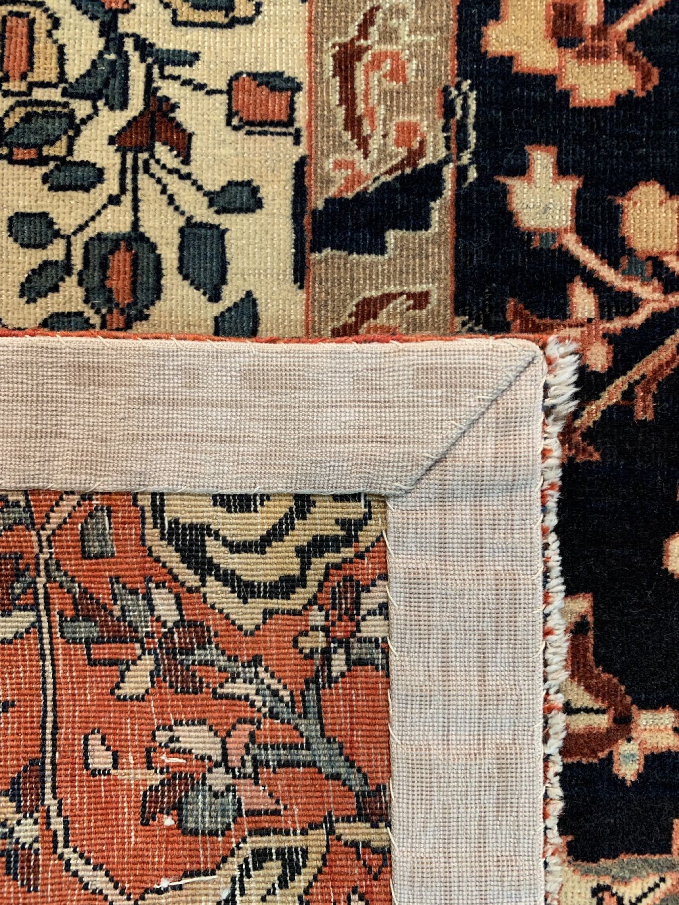 Detail f: Antiker Sarogh Farahan, Persien, um 1900, Wolle geknüpft auf Baumwolle, ausgefallener Farahan mit Baummotiv, ca, 198 x 130 cm, EHZ: 3 ...