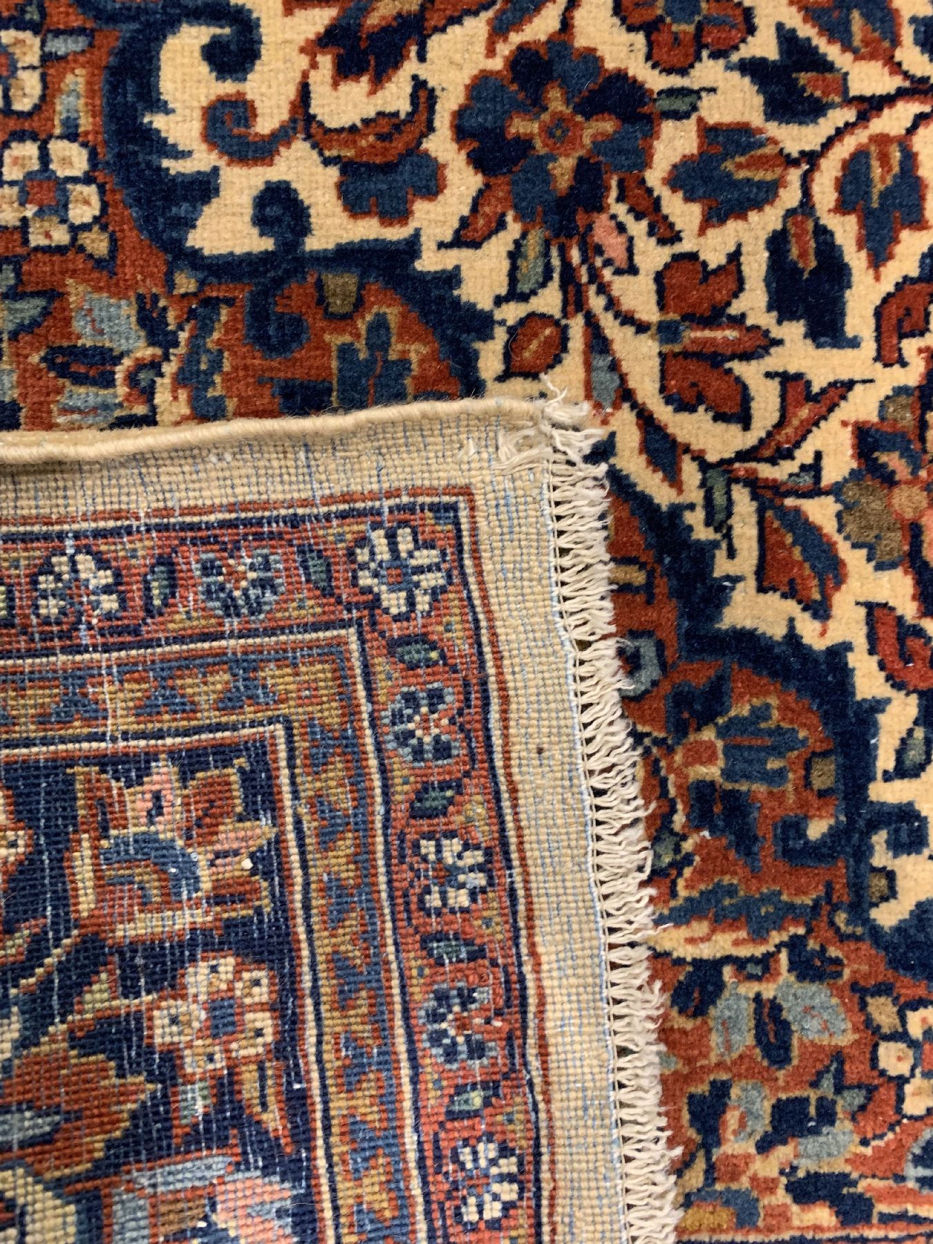 Detail e: Feiner Keschan Kork, Persien, um 1920, Korkwolle geknüpft auf Baumwolle, ca, 207 x 133 cm, EHZ: 2-3(guter Zustand).
