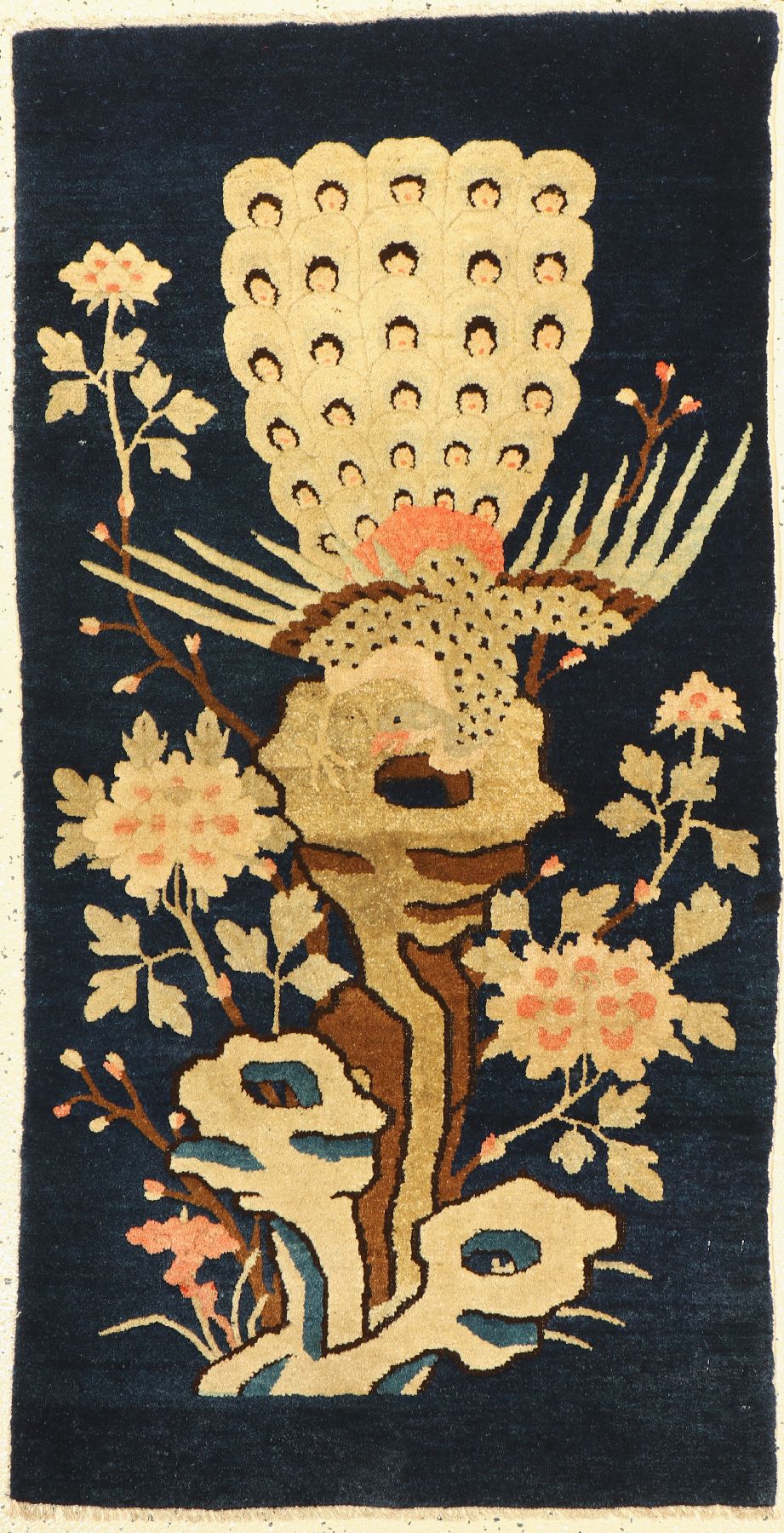 Pao Tow alt, China, um 1920/1930, Wolle geknüpft auf Baumwolle, ca. 132 x 67 cm, EHZ: 2(guter Zustand).