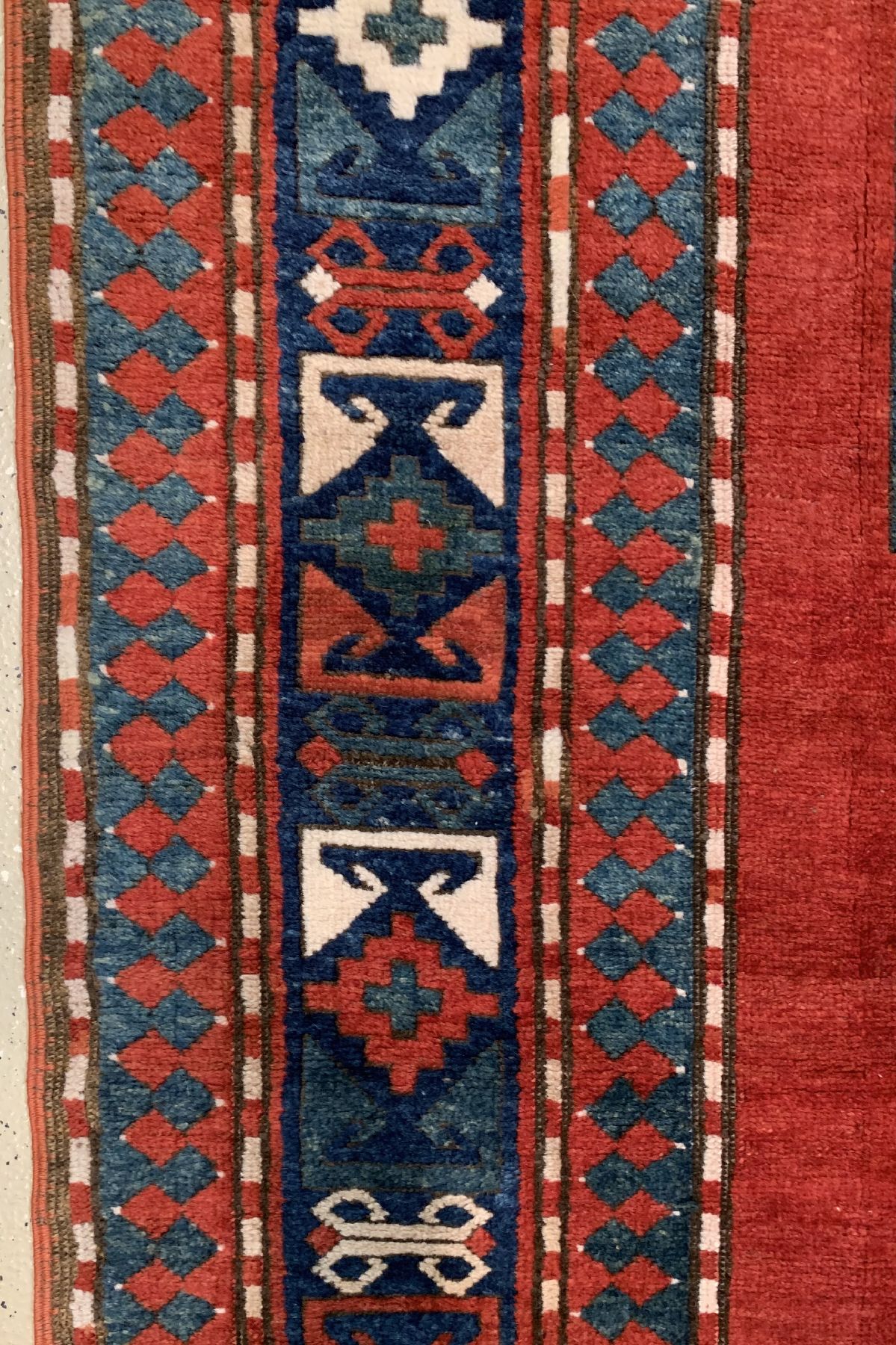 Detail d: Antiker Lori Pampak Kazak, Südwestkaukasus,19. Jhd, Wolle geknüpft auf Wolle, ausgefallener Kazak mit sogenanntem Schlüsselloch Medallion mit ...