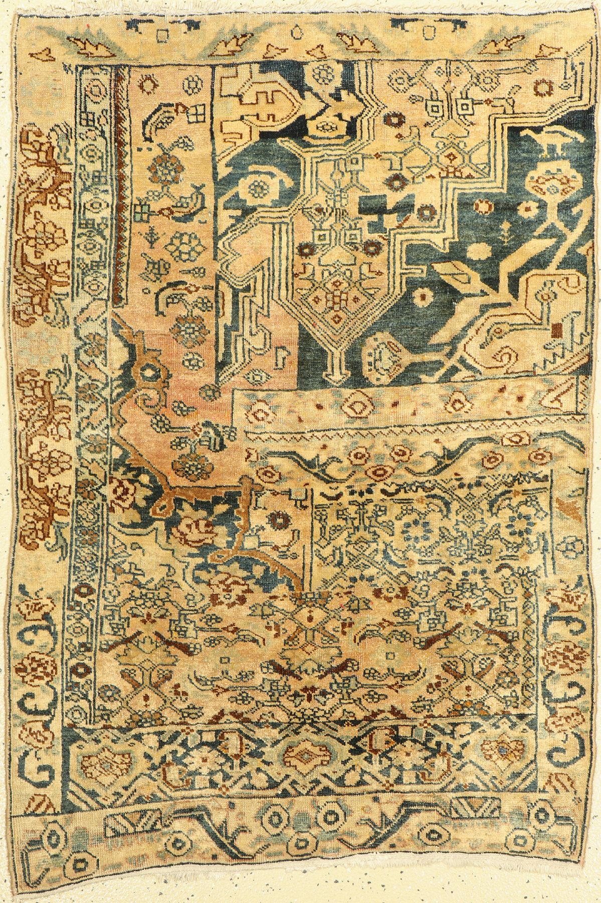 Antiker Bidjar Wagireh, Persien, um 1900, Wolle geknüpft auf Baumwolle, ca. 128 x 87 cm,EHZ: 3