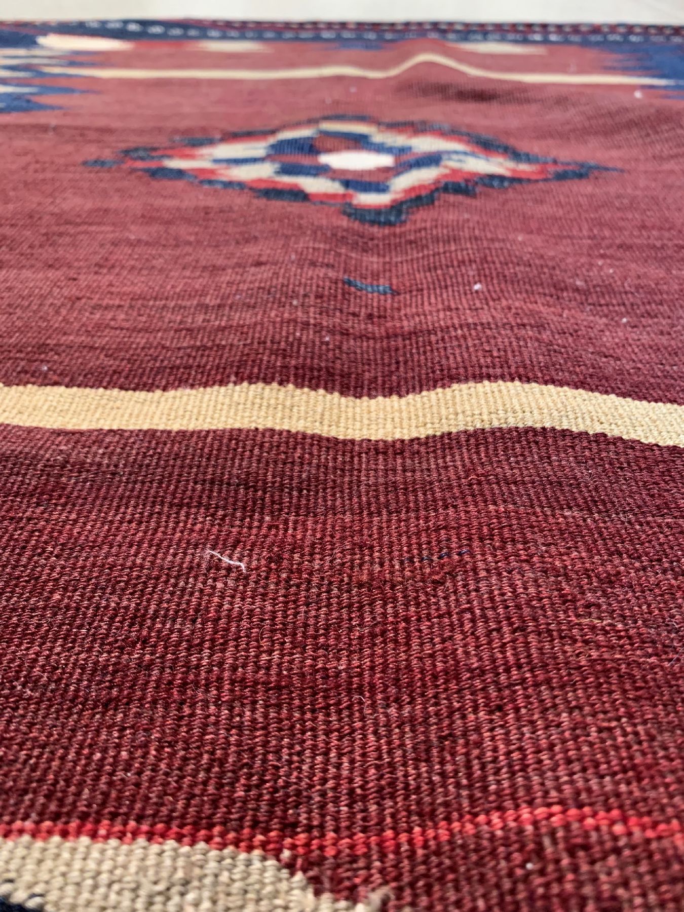 Detail c: Afschar Sofreh, Persien, um 1930/1940, Wolle auf Wolle, ca. 120 x 100 cm, EHZ: 2(guter Zustand).