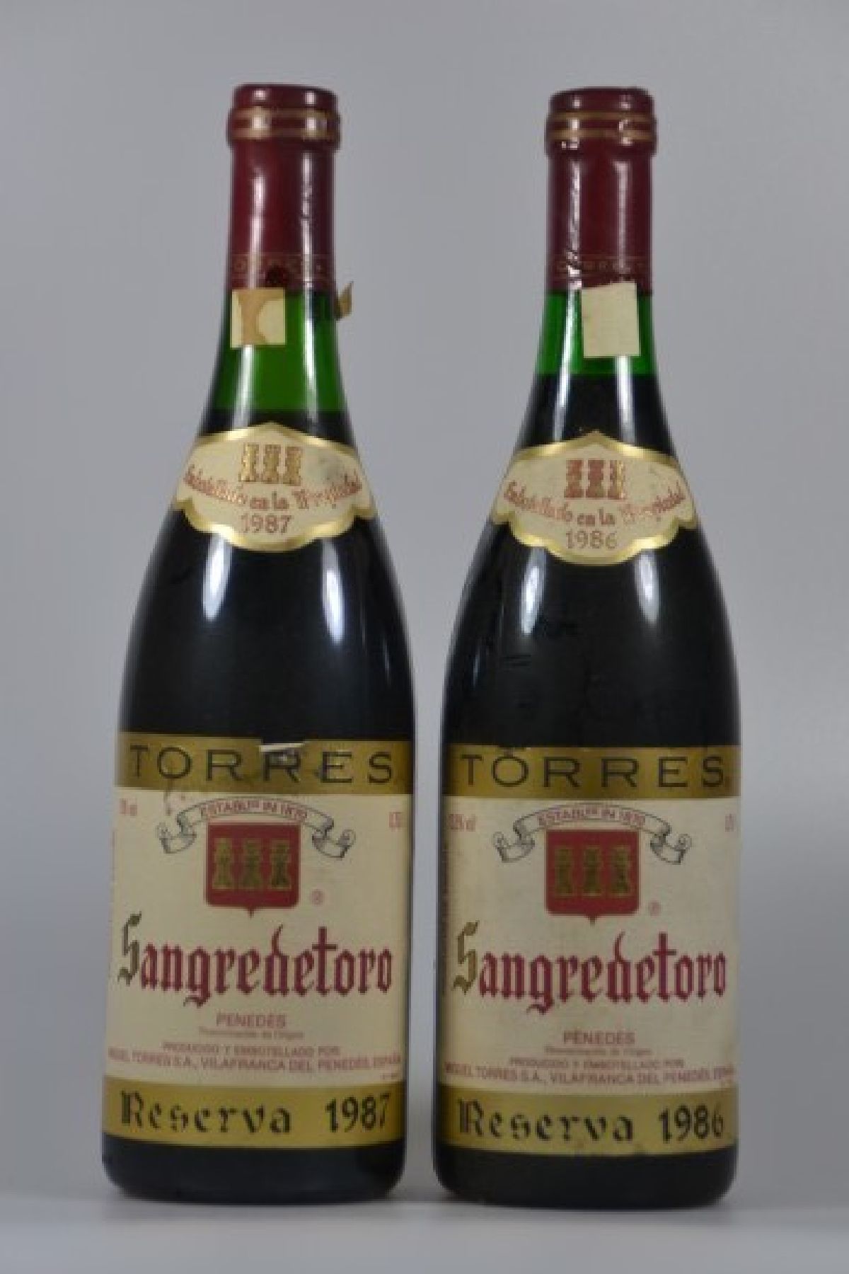 11 Flaschen la Rioja Alta S.A., Vina Alberdi, 10 x 1986 und 1 x 1985, upper shoulder bis top shoulder, nicht verkostet, l. Alters- und Gebr.-sp., ...