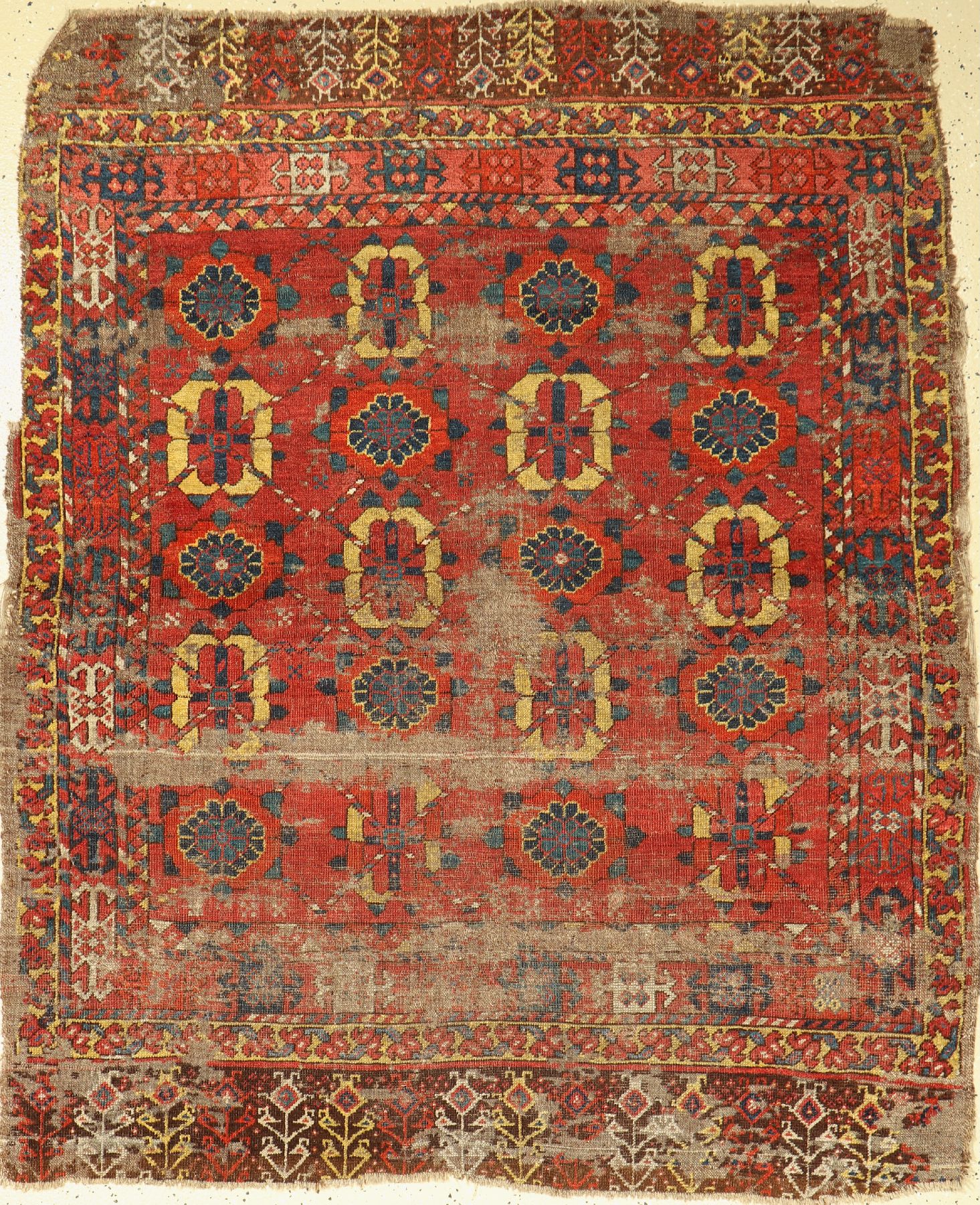 Antiker Beschir Engsi, Turkmenistan, 19.Jhd, Wolle geknüpft auf Wolle, ca. 165 x 134 cm, EHZ:(Alters-und Gebrauchsspuren).
