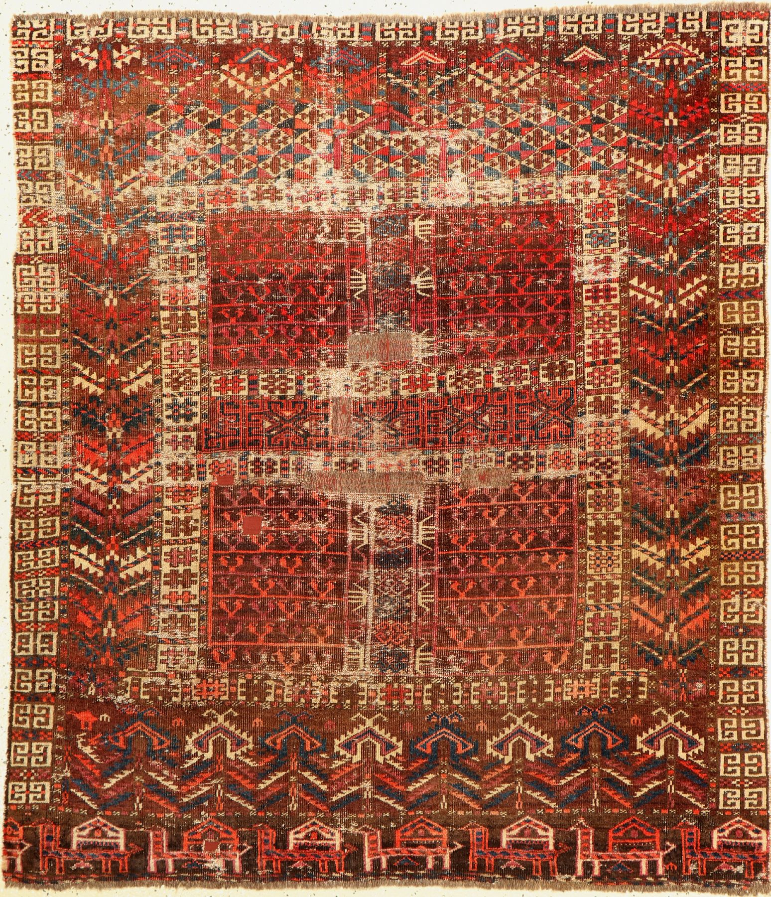 Antiker Arabatschi Engsi, Turkmenistan, 19.Jhd, Wolle geknüpft auf Wolle, ca. 152 x 133 cm, EHZ:(Alters- und Gebrauchsspuren).