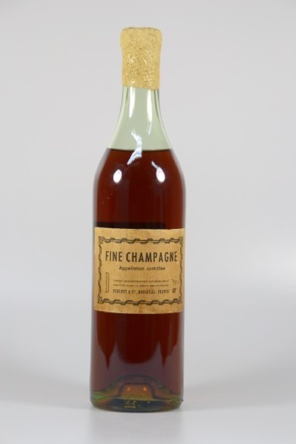 1 Flasche Fine Champagne Cognac, Peuchet & Cie Bougival Frankreich, ca. 70 cl, 40% Vol., Mid Shoulder