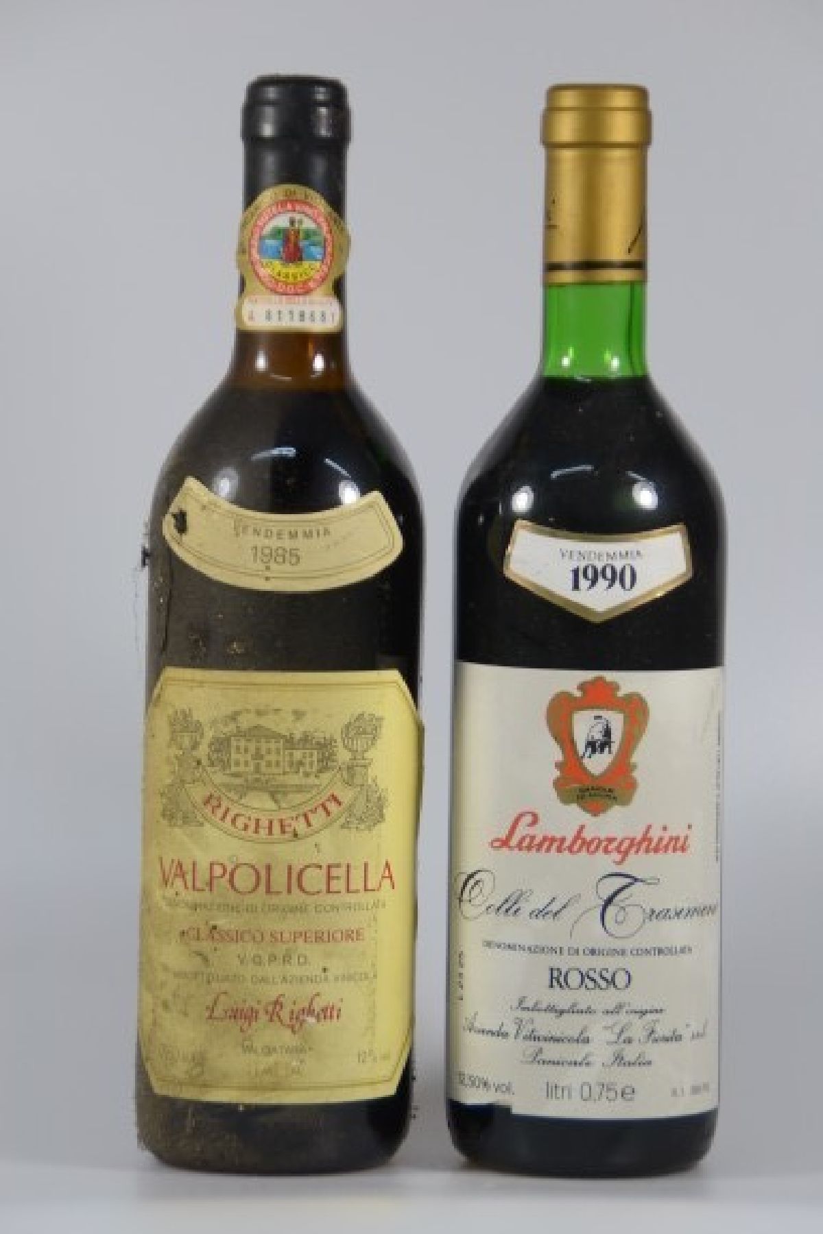 Detail c: 9 Fl. Rotwein Italien: 4 Fl. Righetti Valpolicella; 1 Fl. Garda Fratelli Poggi Merlot 1998; 2 Fl. 1990 Lamborghini Colli del Trasimeno, alle upper ...