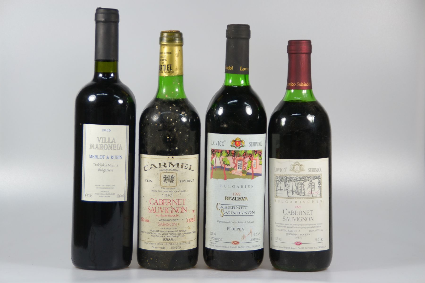 Detail a: 15 Fl. Rotwein, Bulgarien, Israel: 7 Fl. 1992 Cabernet Sauvignon, Lovico Suhindol, Bulgarien; 6 Fl. 2005 Villa Maroneia, Merlot & Rubin, Trakiiska ...