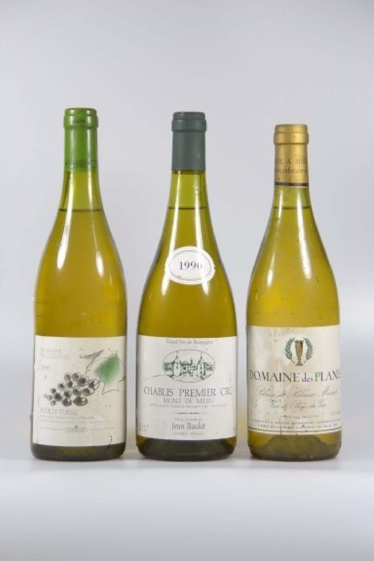 Detail b: 19 Flaschen Rotwein Frankreich, 6 Fl. 1991 Domaine Bellenand, Pouilly-Fuisse; 3 Fl. 1990 Chablis Premier Mont de Milieu, Jean Baulat; 1 Fl. 1983 ...