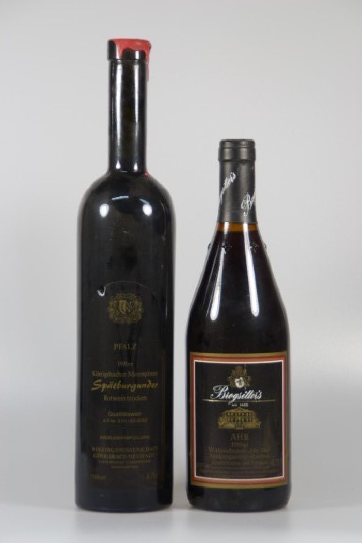 Detail e: 18 Fl. Weißwein und Rotwein Deutschland, 1 Fl. 2001er Krebs Friedelsheim Scheurebe Eiswein; 2 Fl. 2002er Krebs Friedelsheim Bacchus ...