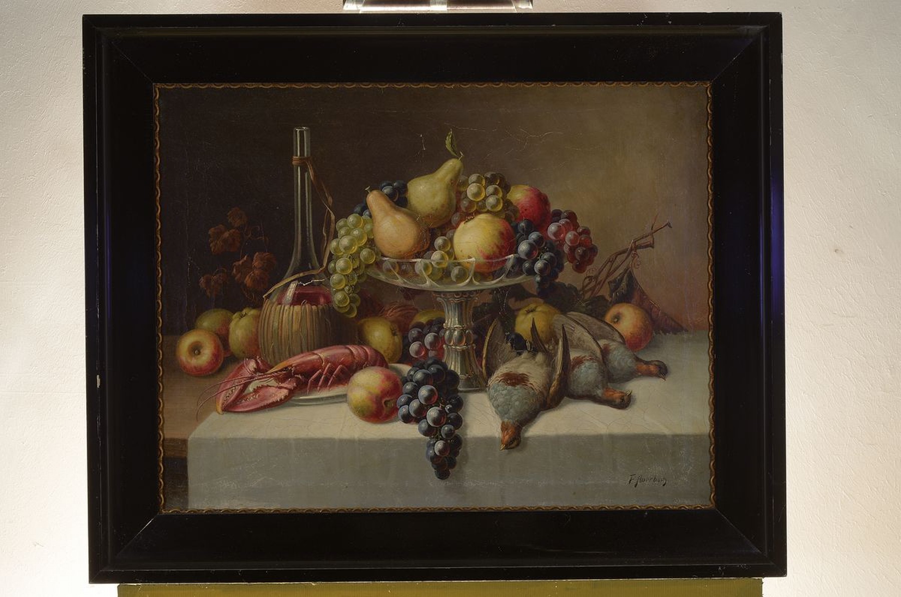 Detail k: F. Auerbach, deutscher Künstler des 19.Jh., reiches Früchtestillleben m. Wein-Korbflasche, Hummer u. Truthennen, offenbare memento mori -Symbolik, ...