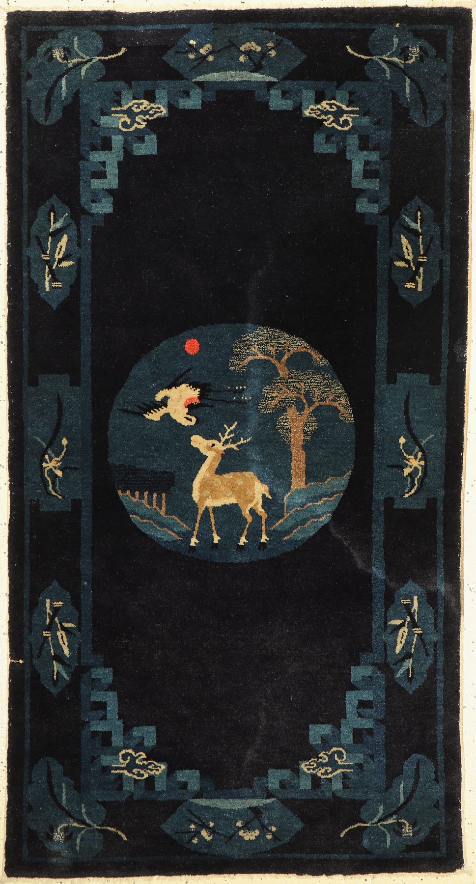 Antiker Pao Tow, China, um 1910, Wolle geknüpft auf Baumwolle, ca. 165 x 89 cm, EHZ: 2(ein kleiner Riss am Rand).