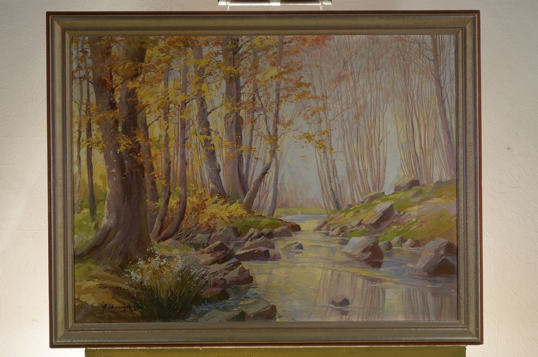 Detail k: Unbekannter Künstler der Mitte des 20.Jh., Bachlauf in herbstlicher Waldlandschaft, Öl/Lwd, links unten signiert, R., ca. 61x80/69x89 cm