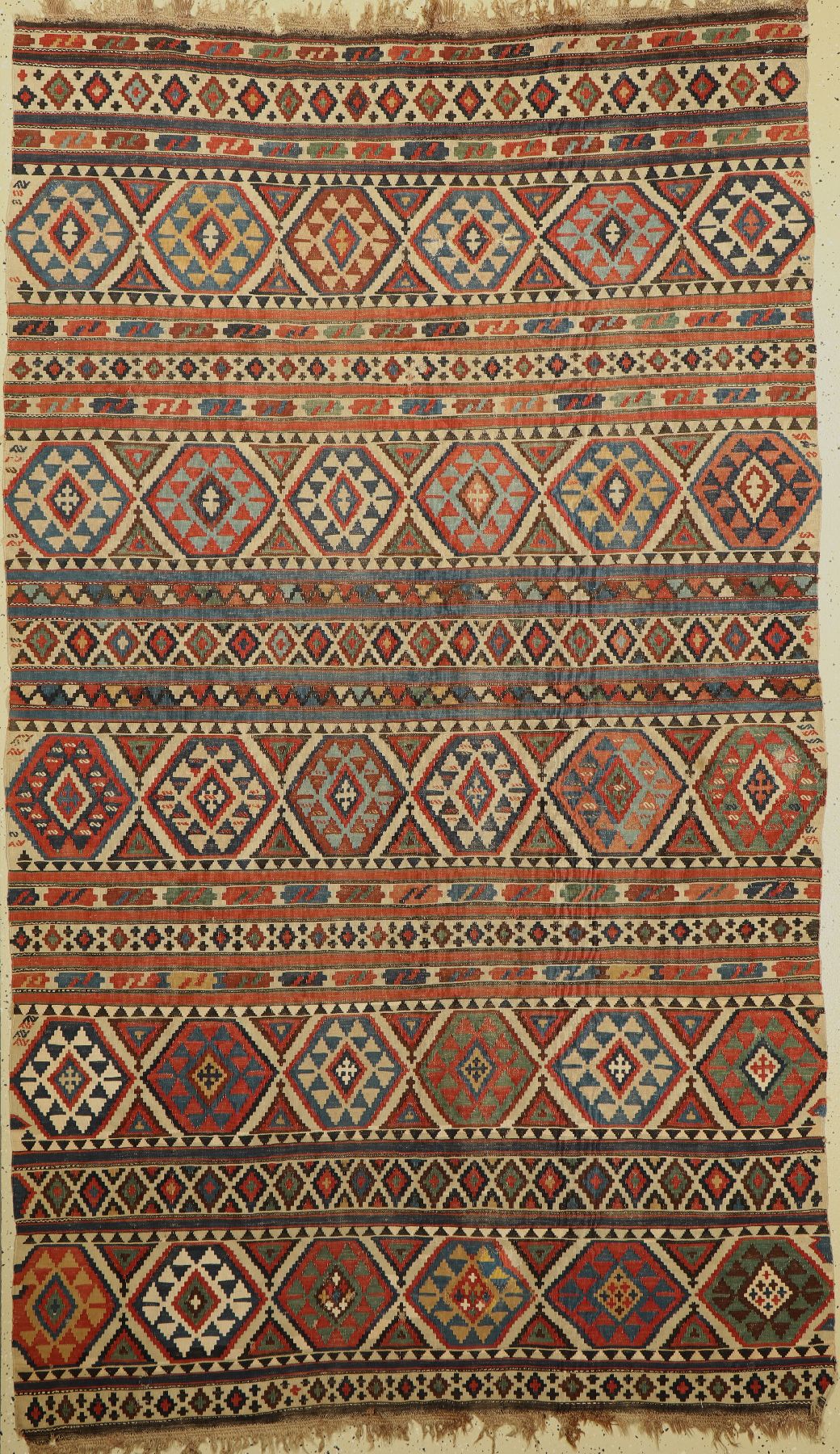 Antiker Schirwan Kelim, Kaukasus, 19. Jhd, Wolle gewebt auf Wolle, ca. 254 x 150 cm, EHZ:3