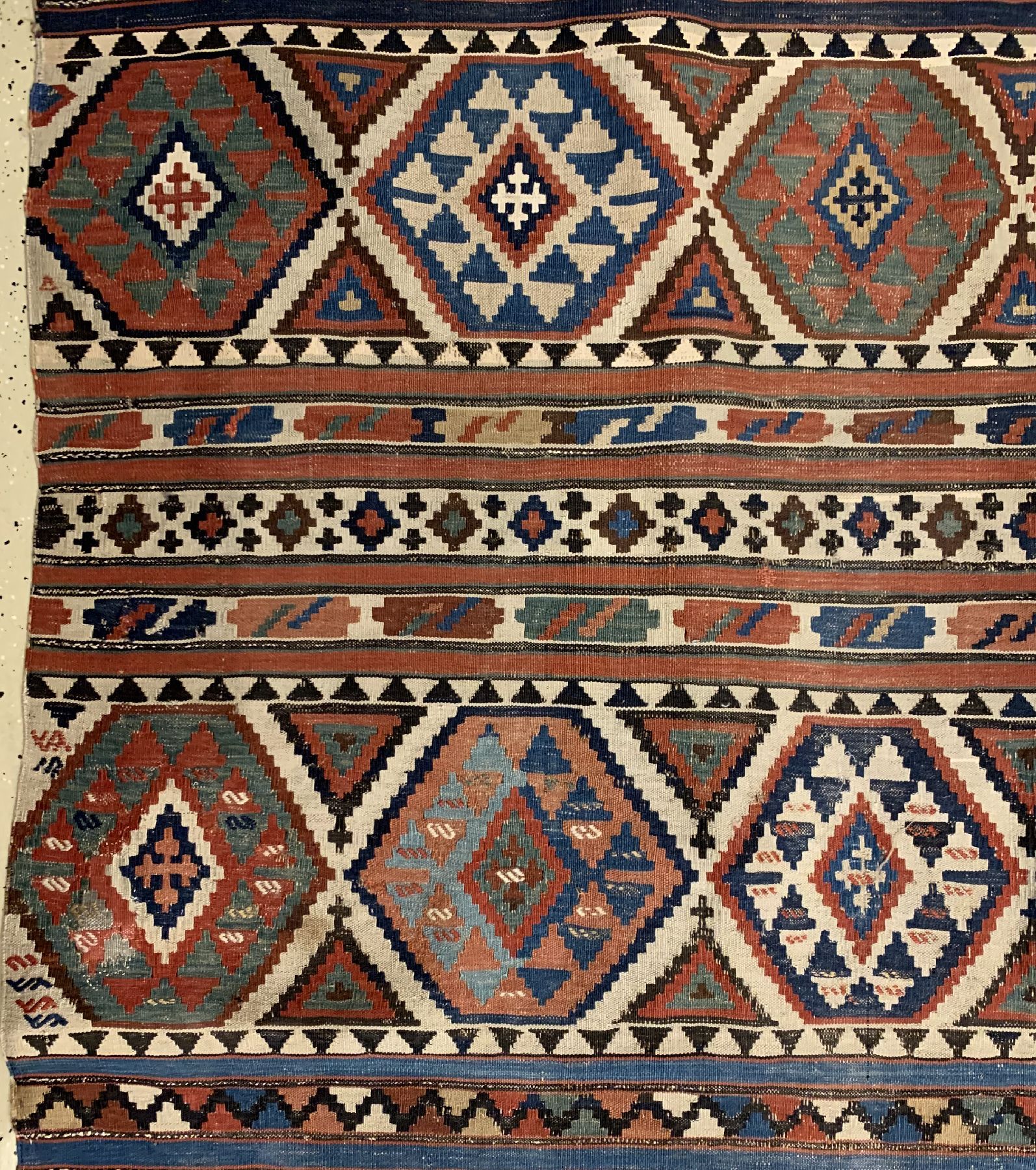 Detail c: Antiker Schirwan Kelim, Kaukasus, 19. Jhd, Wolle gewebt auf Wolle, ca. 254 x 150 cm, EHZ:3