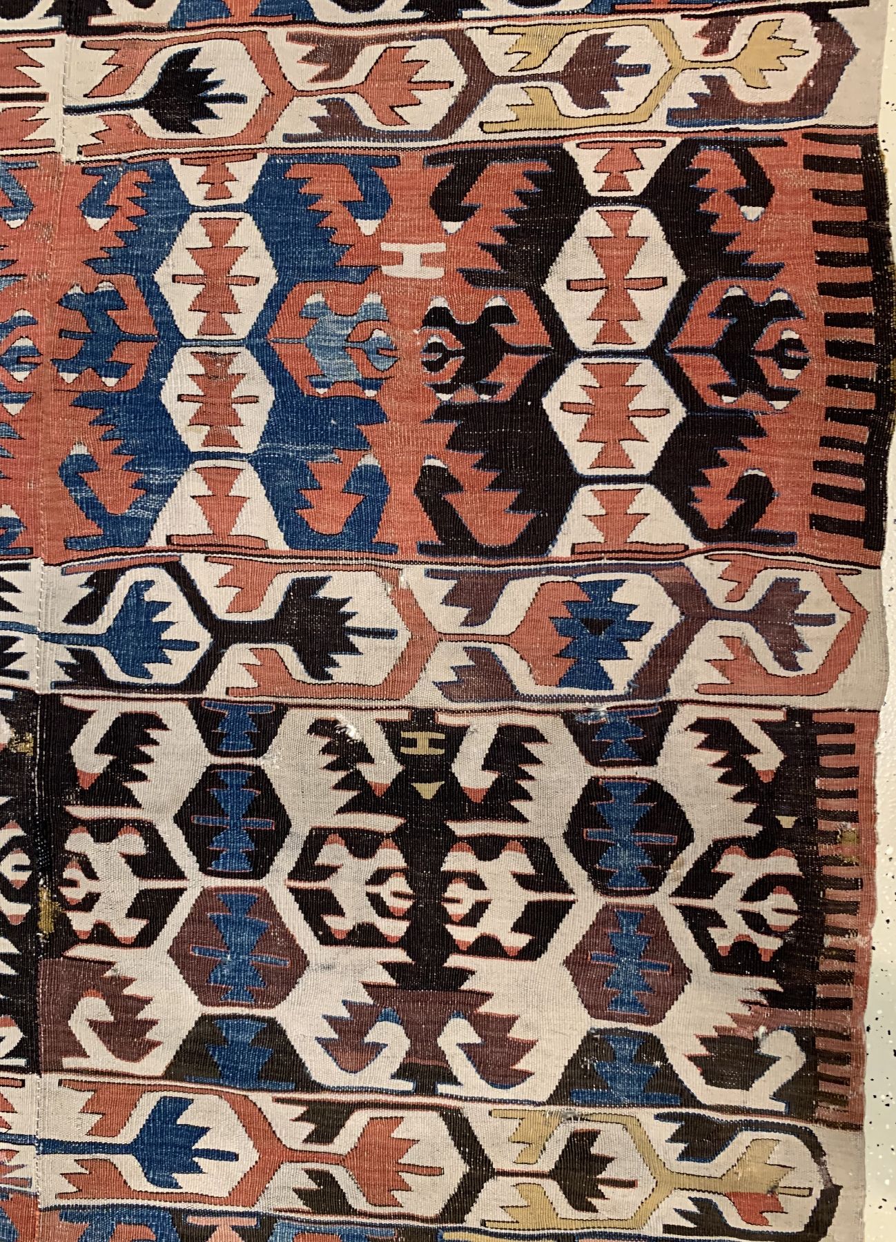Detail d: Antiker Anatol Kelim, Türkei, um 1900, Wolle gewebt auf Wolle, ca. 368 x 150 cm, EHZ:3-4