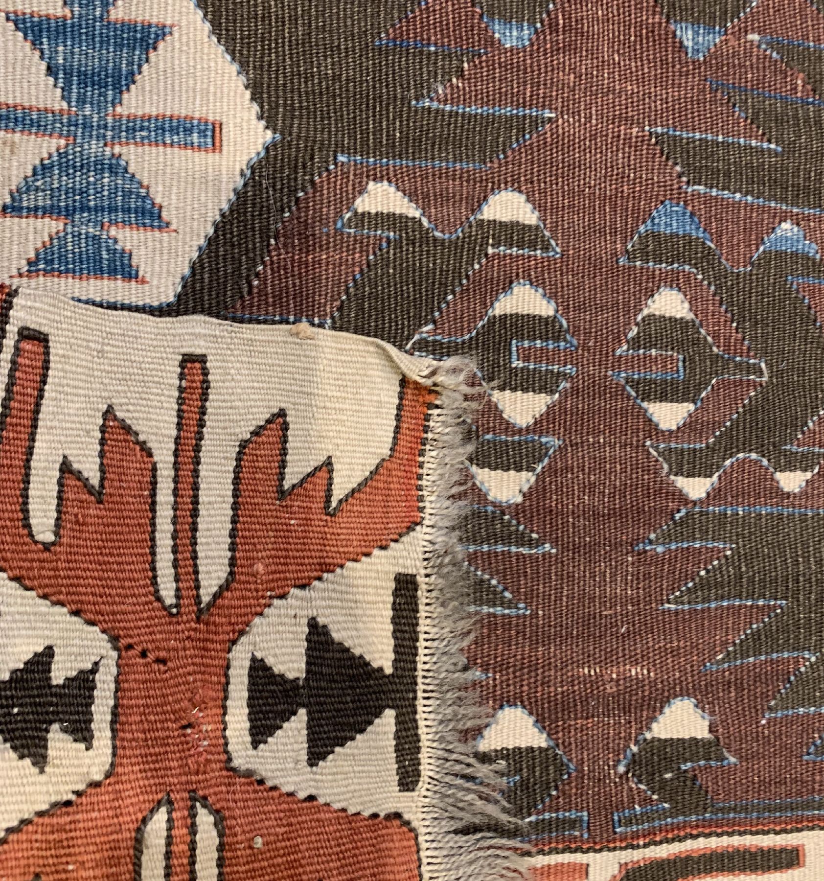 Detail e: Antiker Anatol Kelim, Türkei, um 1900, Wolle gewebt auf Wolle, ca. 368 x 150 cm, EHZ:3-4
