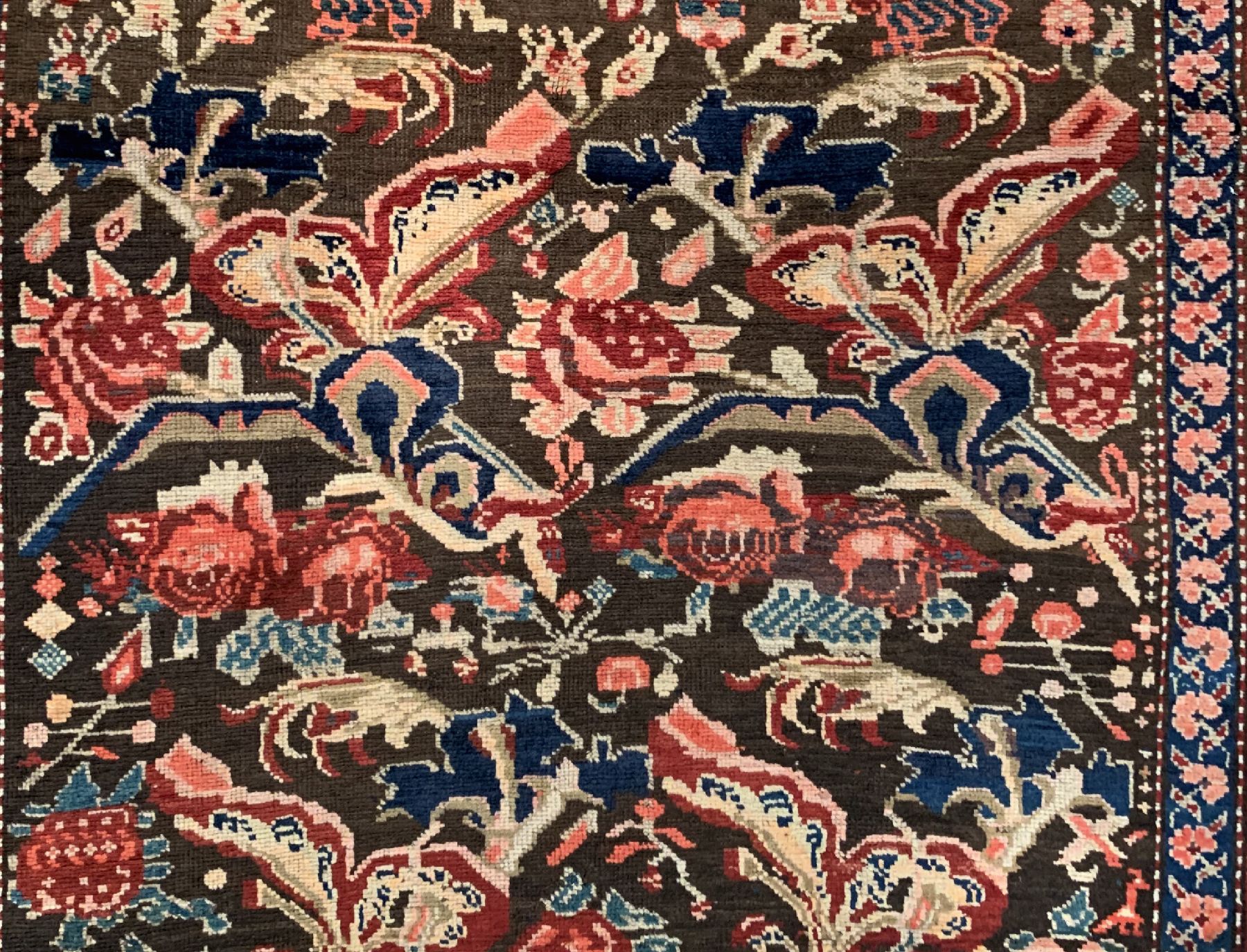 Detail a: Antiker Karabagh, Kaukasus, um 1900, Wolle geknüpft auf Wolle, ca. 240 x 140 cm, EHZ: 3(Braun Oxidiert).