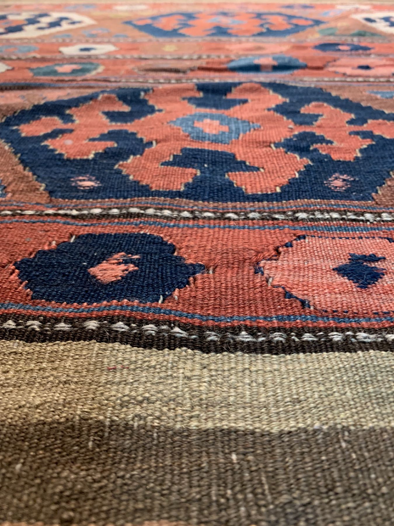 Detail c: Antike Shahsawan Mafrasch, Persien, um 1900, Wolle gewebt auf Wolle, ca. 108 x 93 cm,EHZ: 3